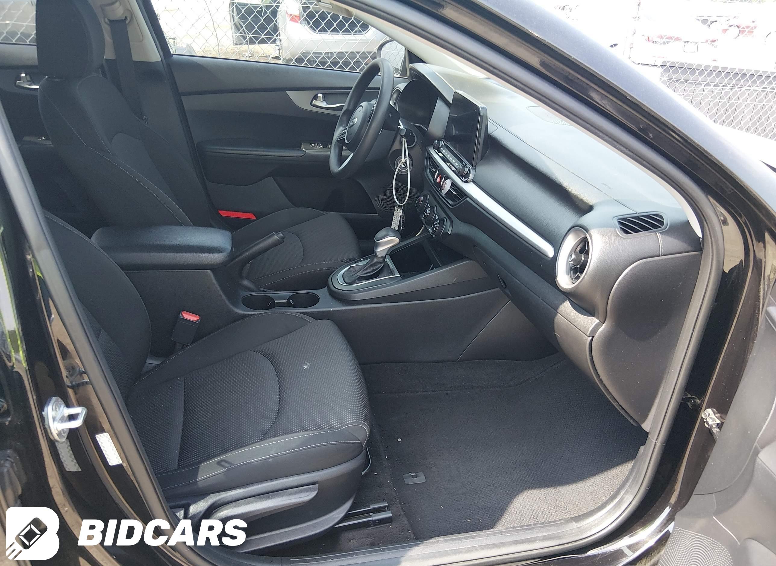 2021 KIA Forte, Lxs