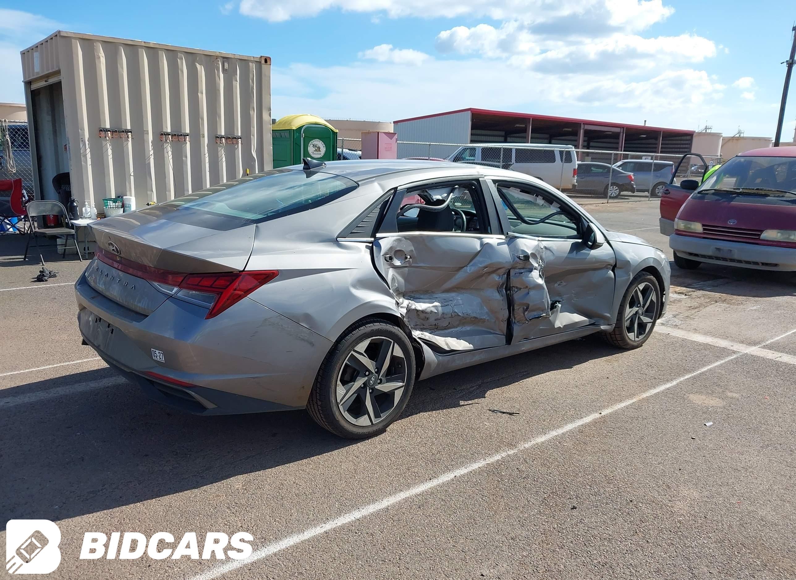 2022 Hyundai Elantra, Sel