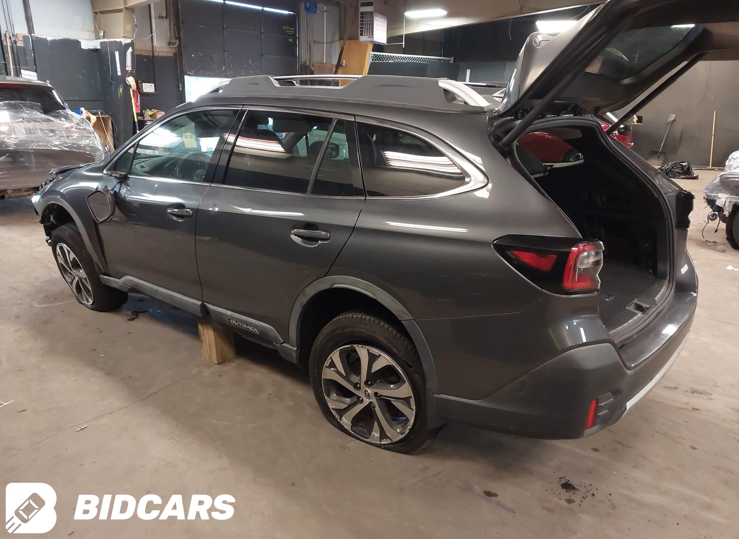 2020 Subaru Outback, Touring