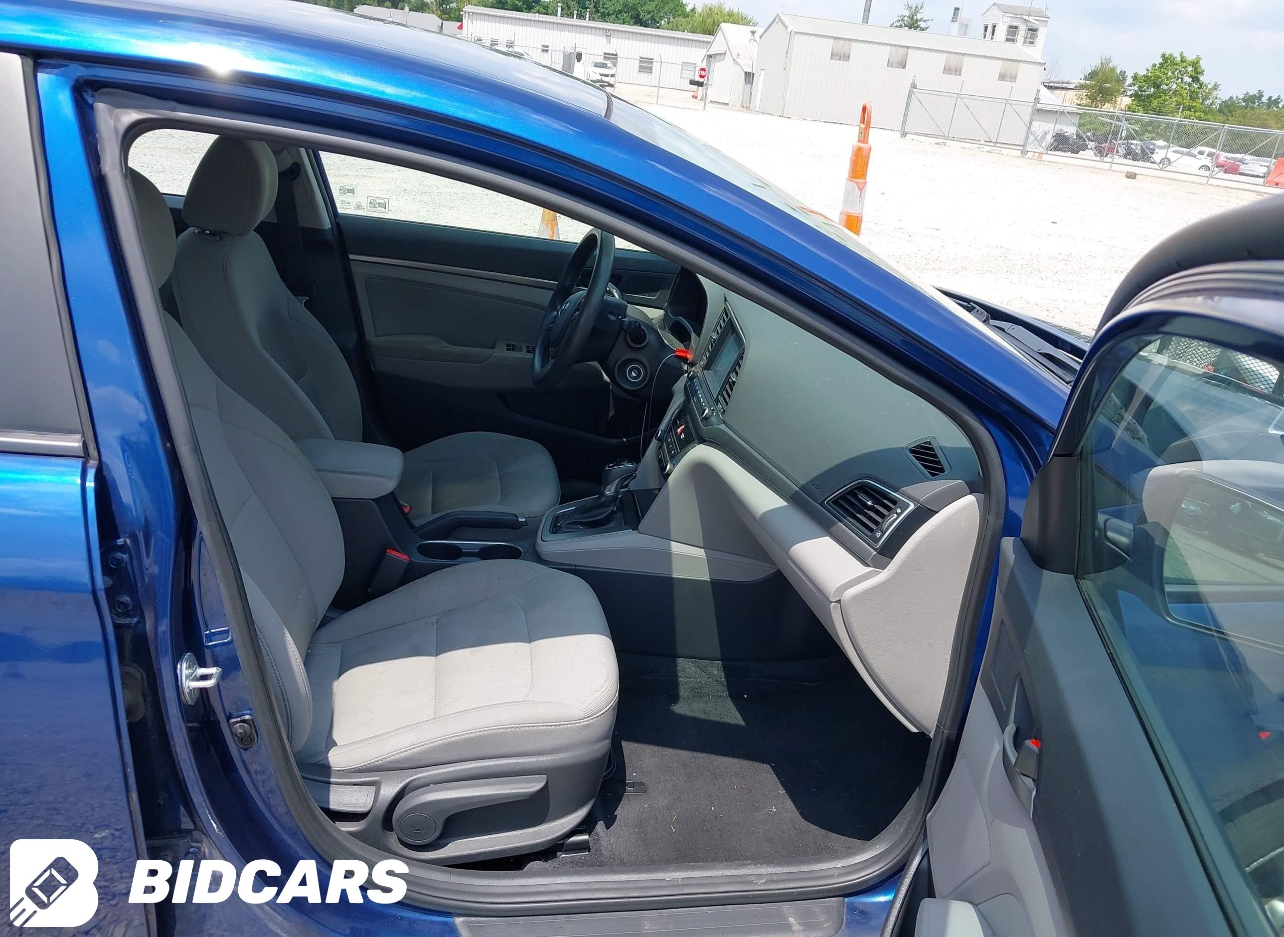 2018 Hyundai Elantra, Sel