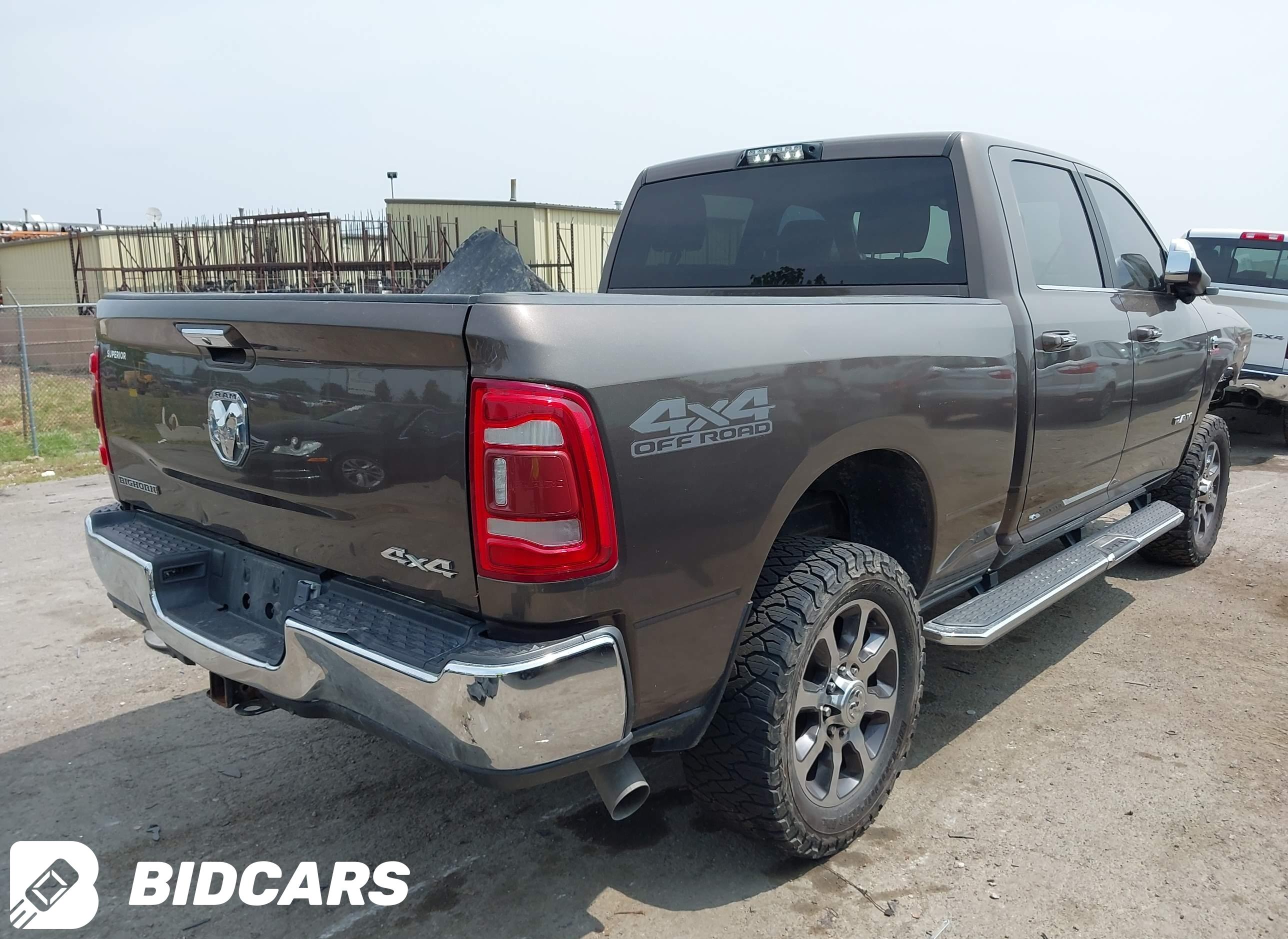 2020 RAM 2500, Big Horn  4X4...