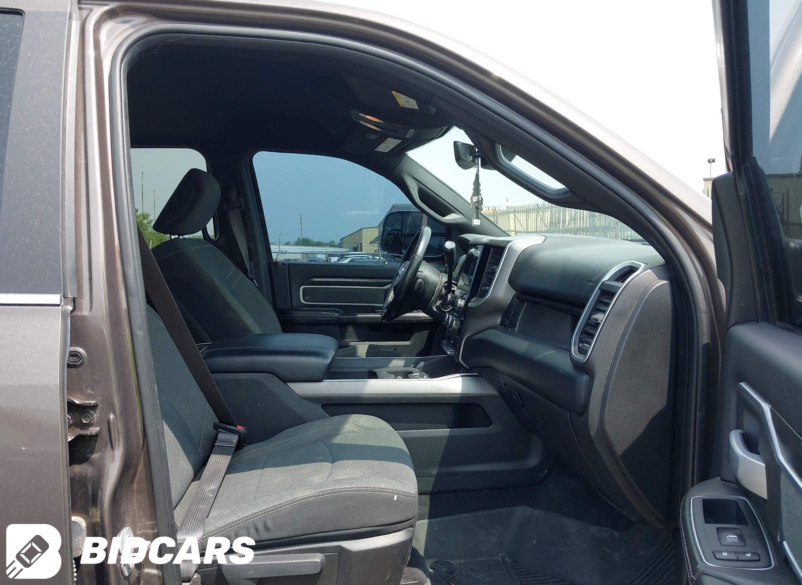 2020 RAM 2500, Big Horn  4X4...