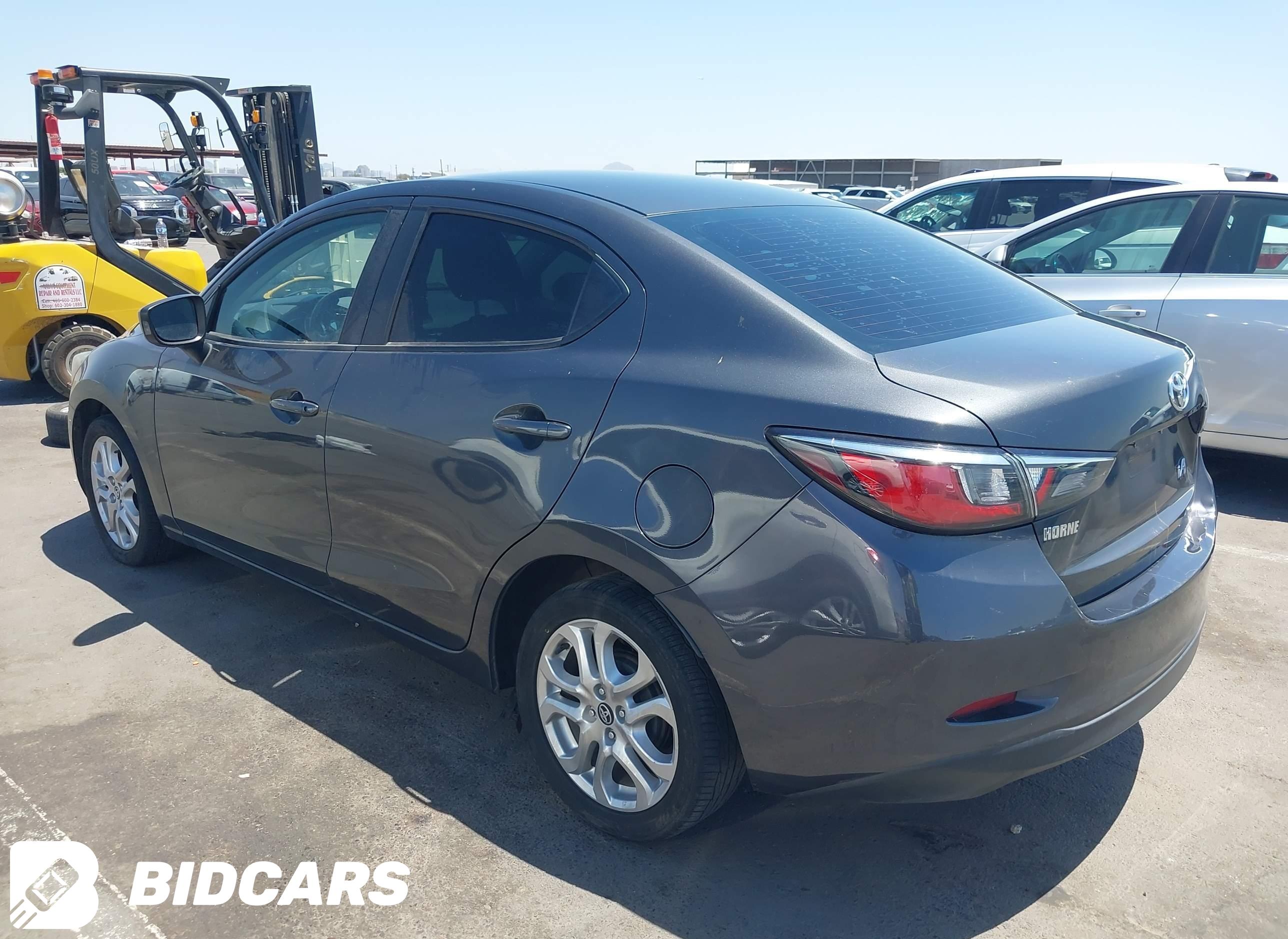 2017 Toyota Yaris, Ia
