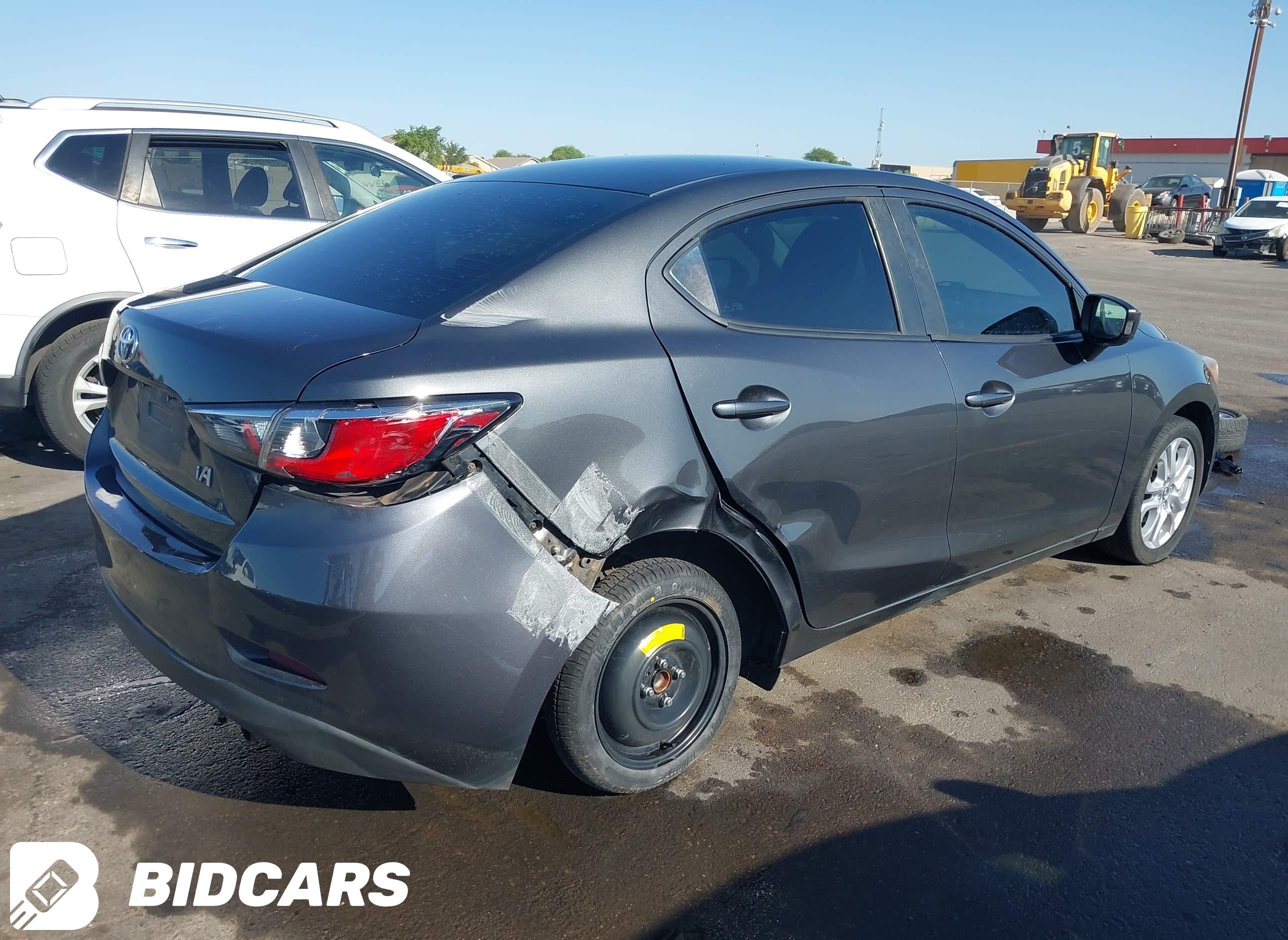 2017 Toyota Yaris, Ia