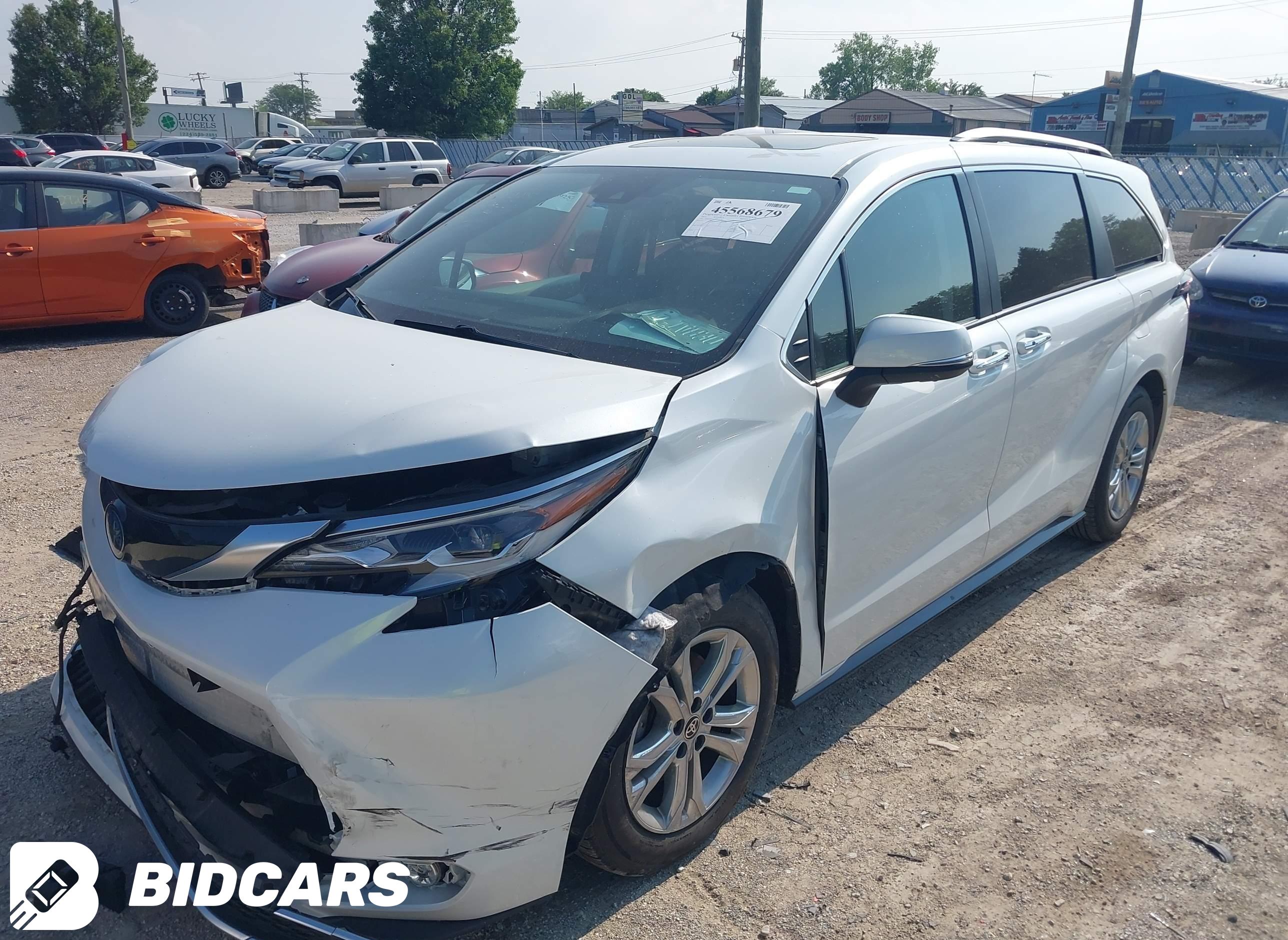 2022 Toyota Sienna, Platinum