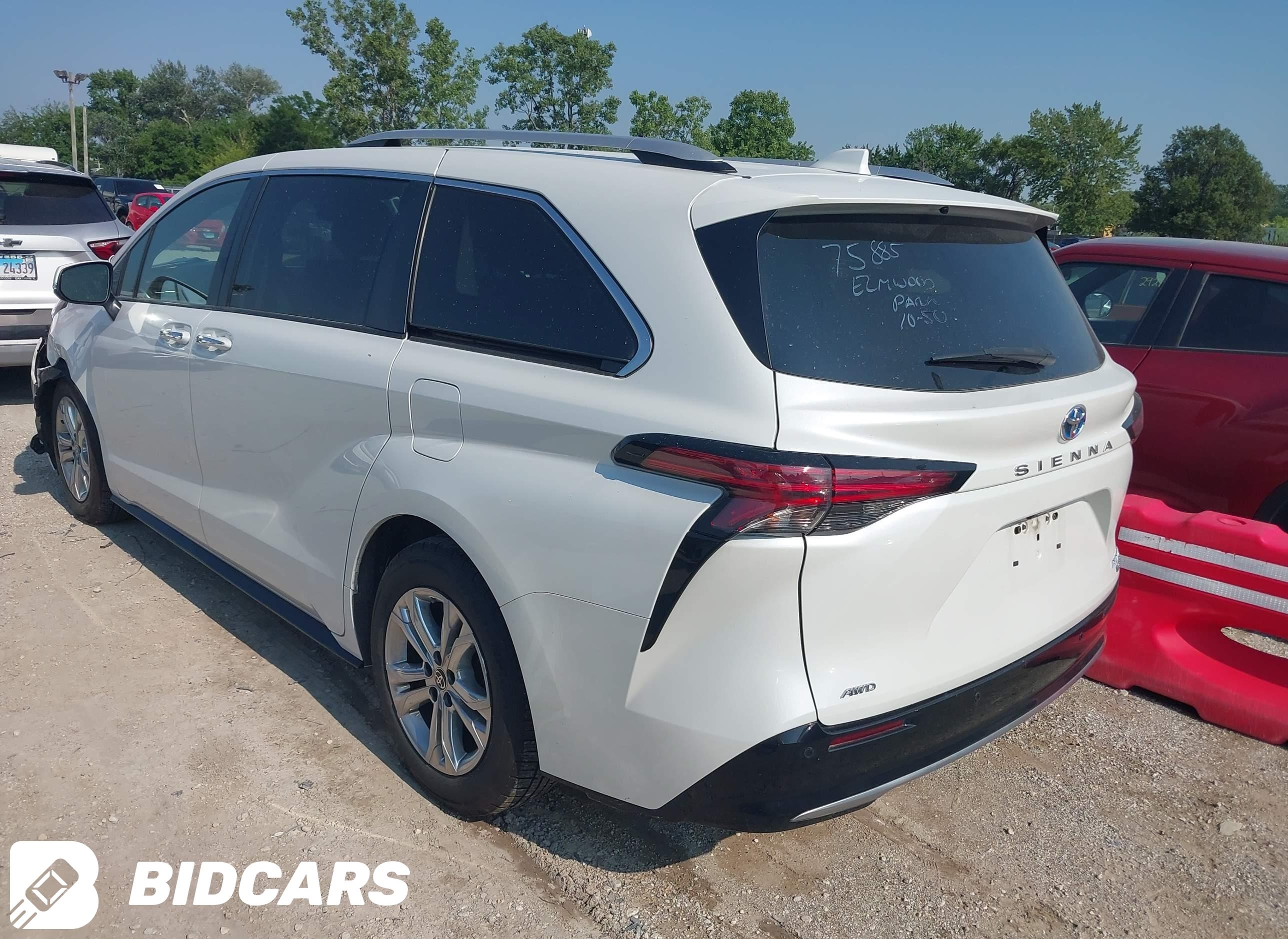 2022 Toyota Sienna, Platinum