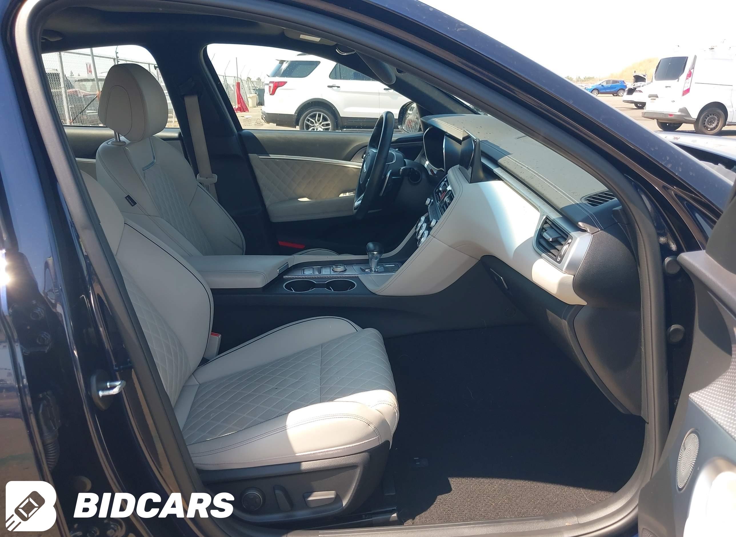 2023 Genesis G70, 3.3T Rwd