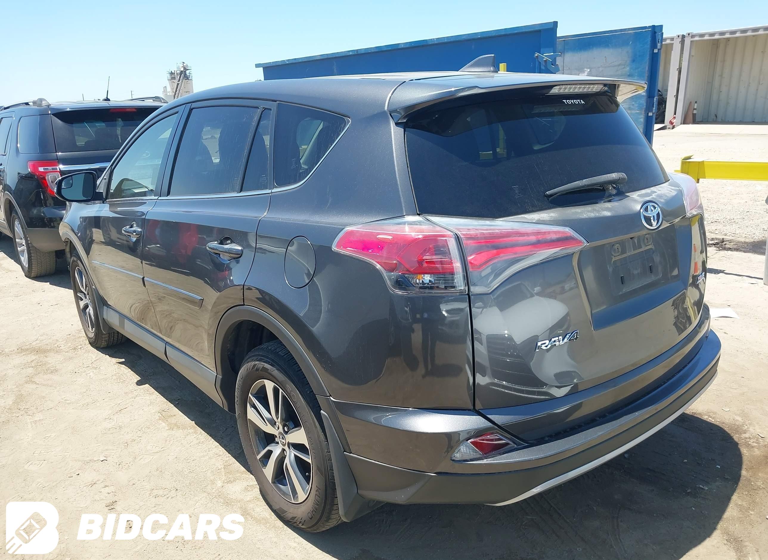 2017 Toyota RAV4, Xle