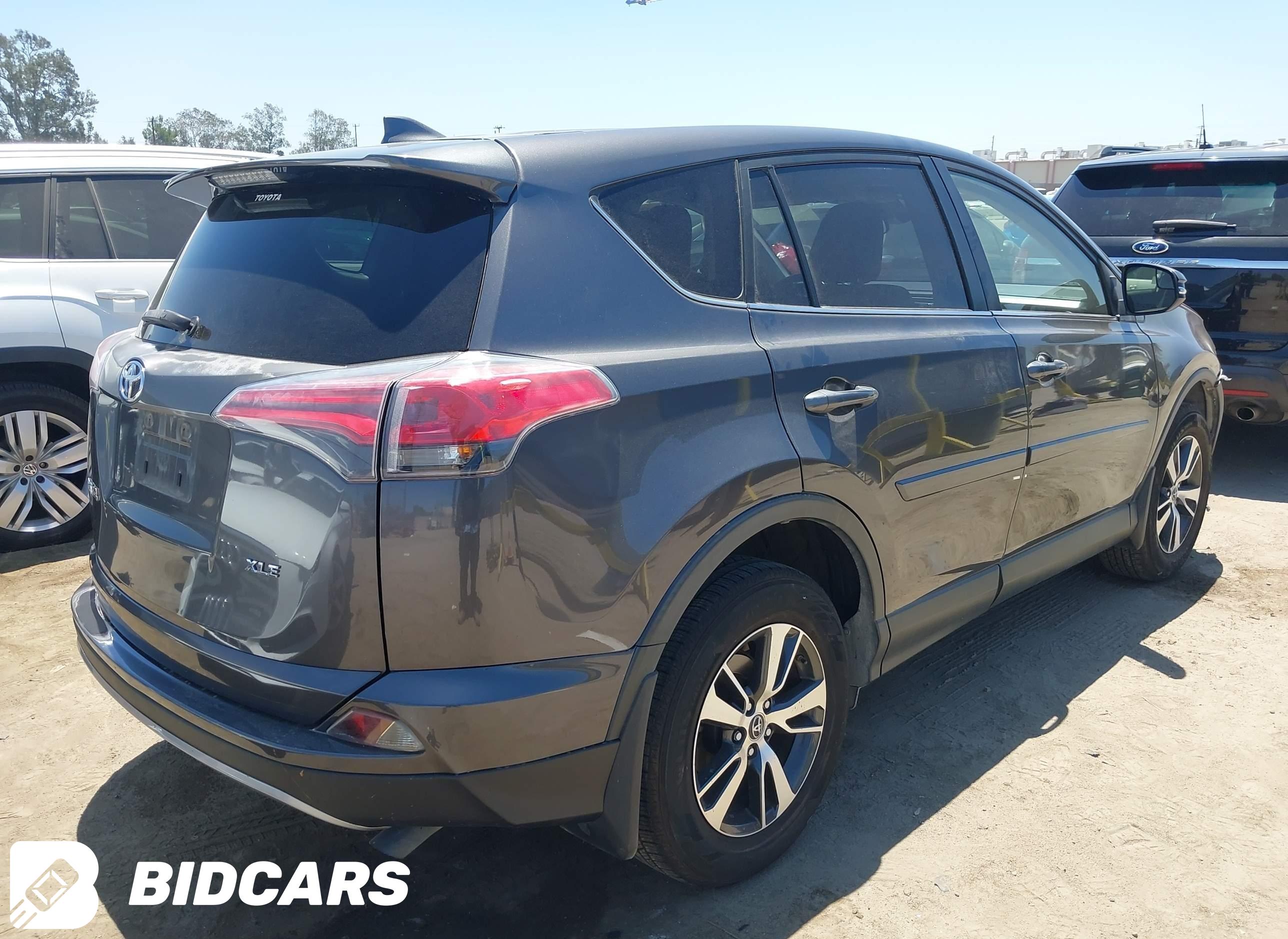 2017 Toyota RAV4, Xle