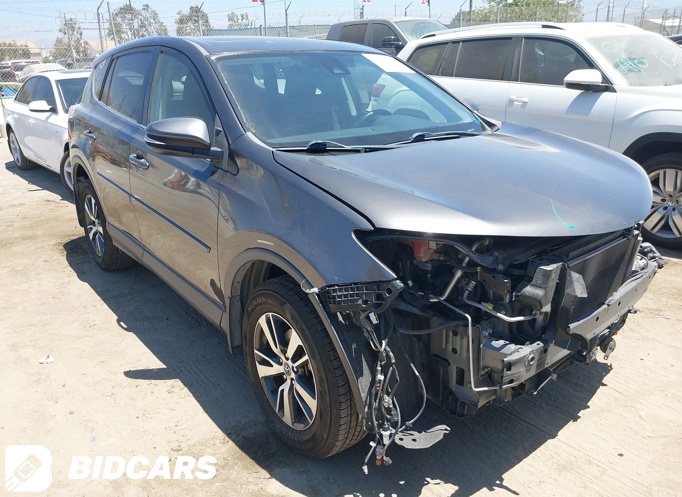 2017 Toyota RAV4, Xle