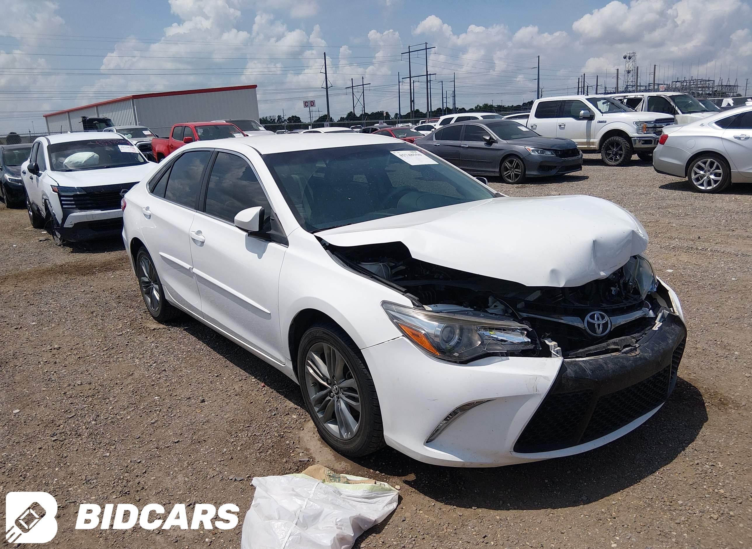 2017 Toyota Camry, SE