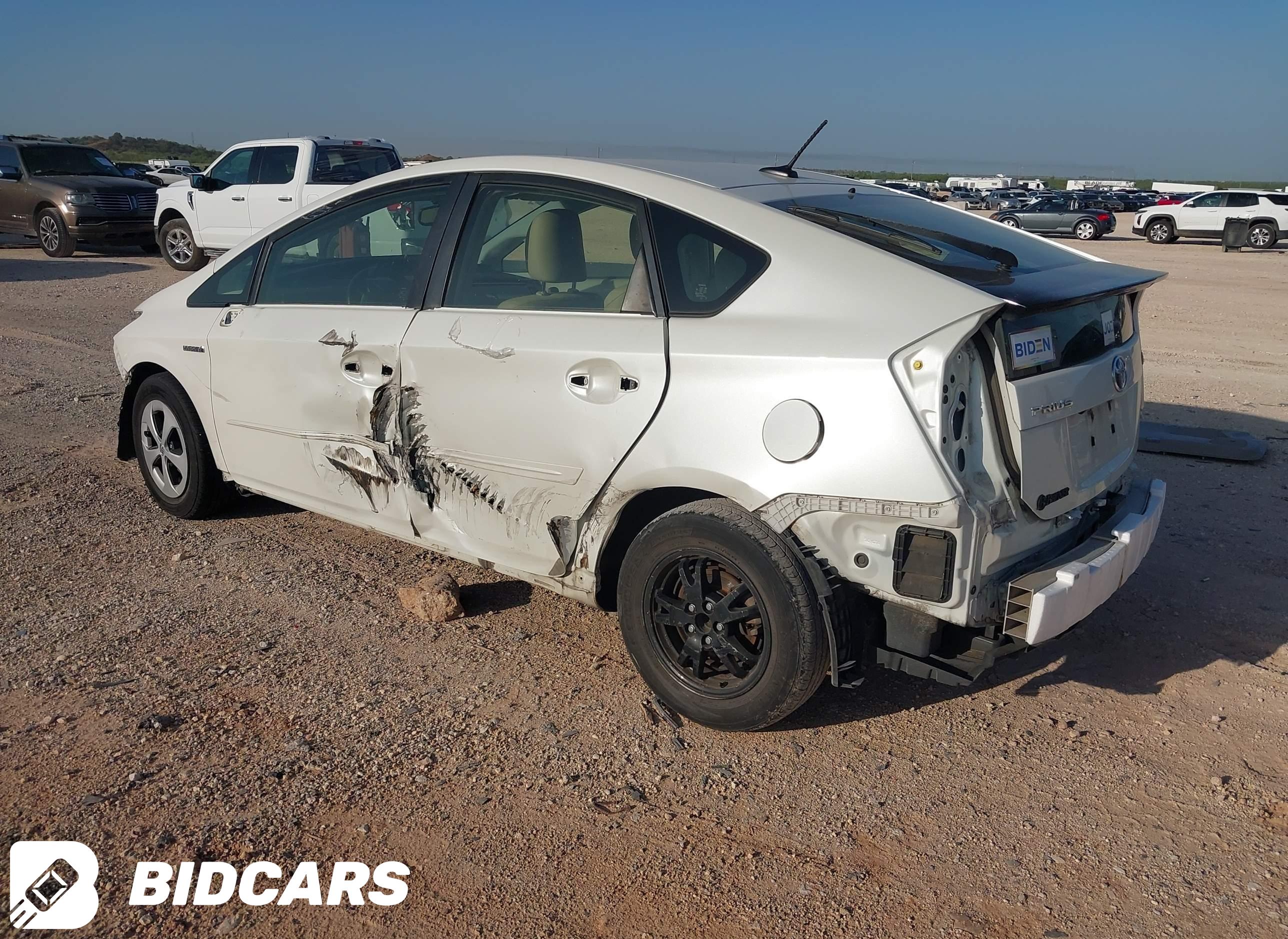 2015 Toyota Prius, Four