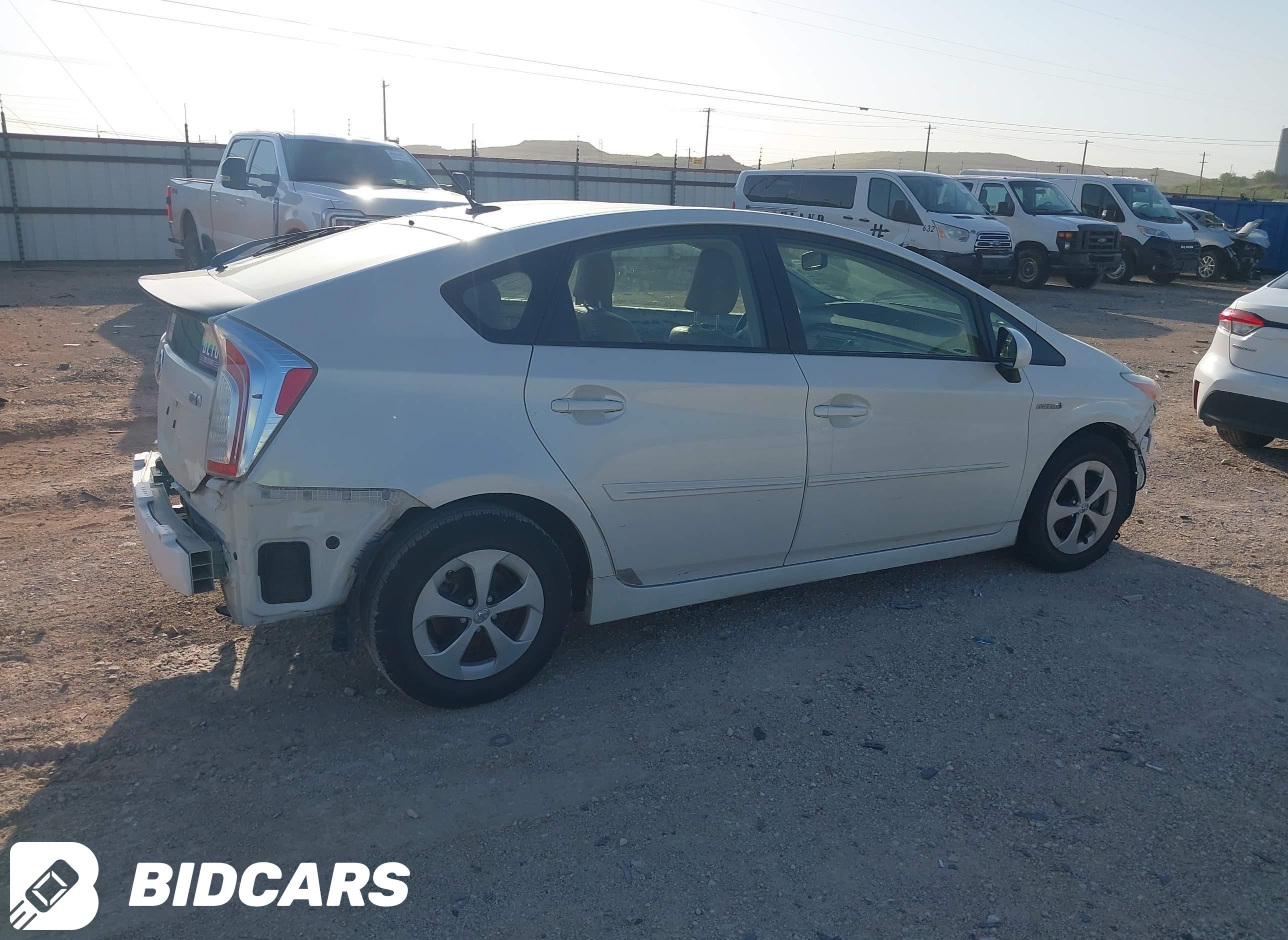 2015 Toyota Prius, Four