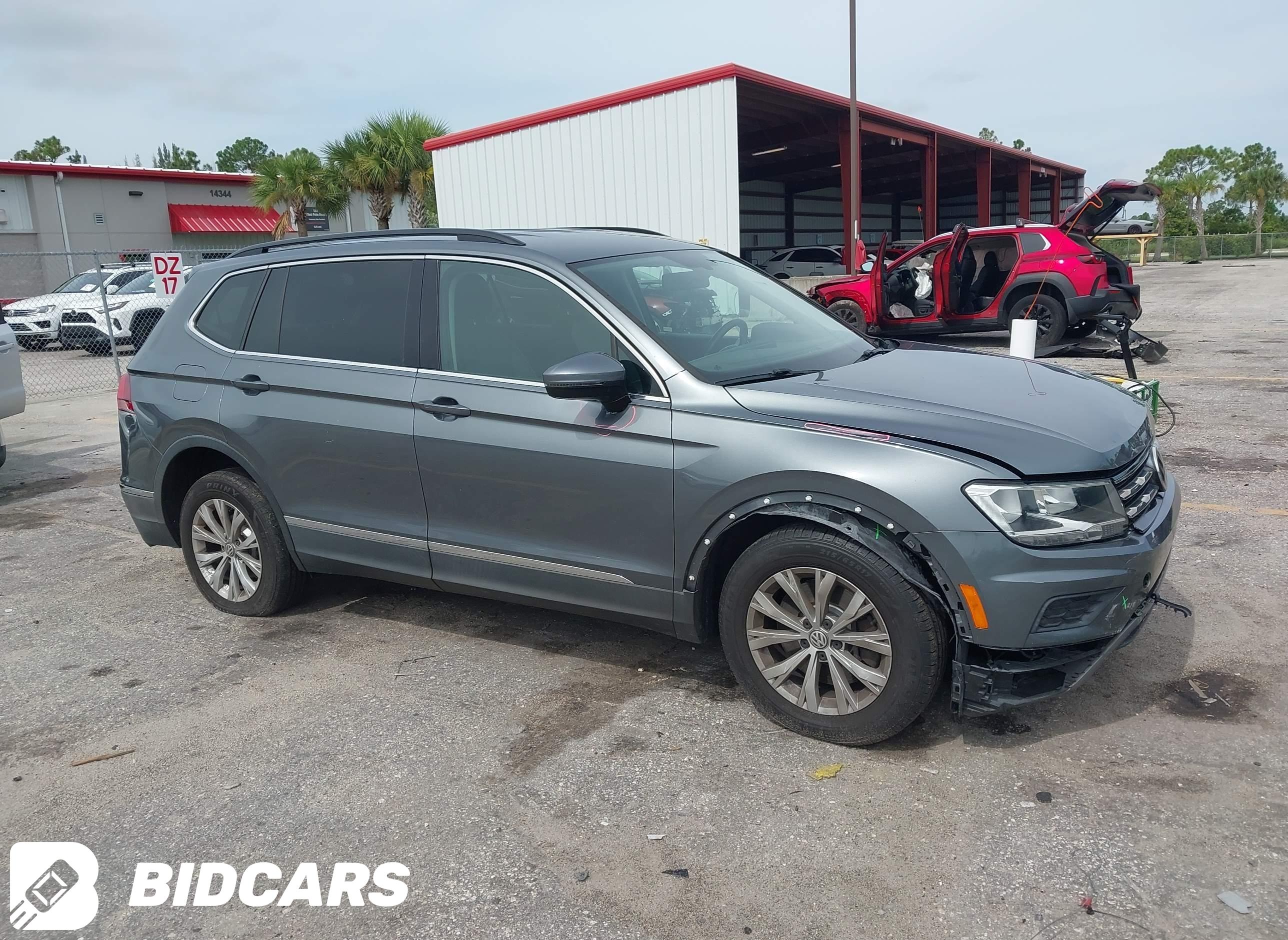 2018 Volkswagen Tiguan, 2.0T...
