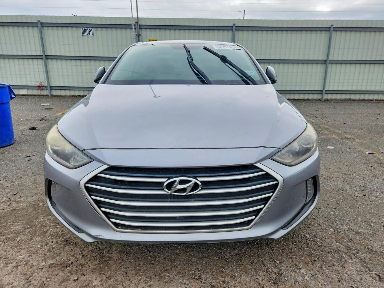 2017 Hyundai Elantra, SE