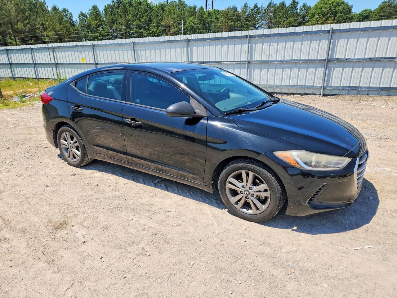 2017 Hyundai Elantra, SE