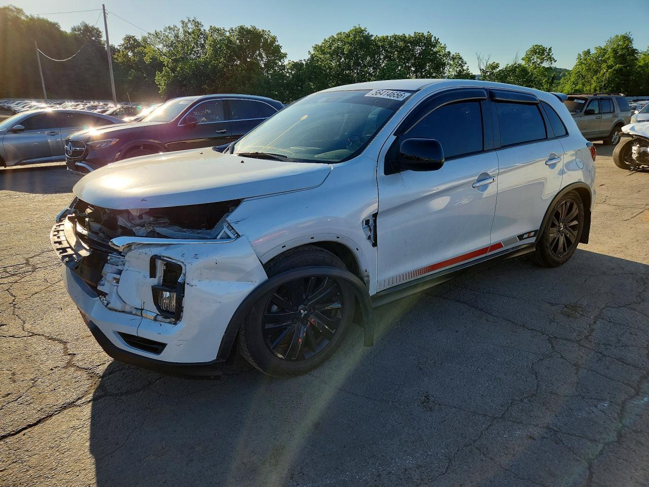 2023 Mitsubishi Outlander, S