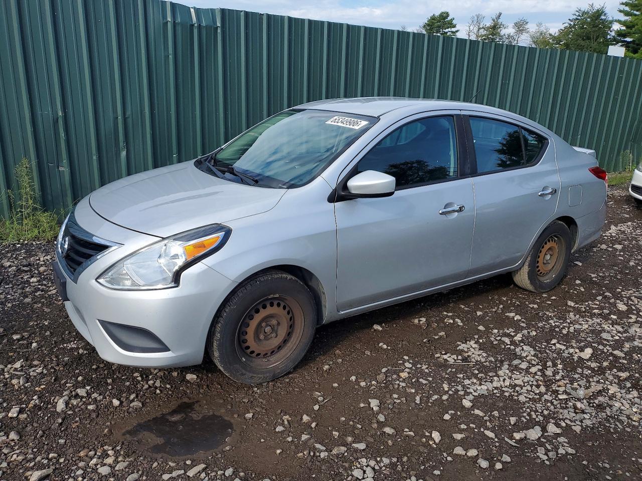 2018 Nissan Versa, SV