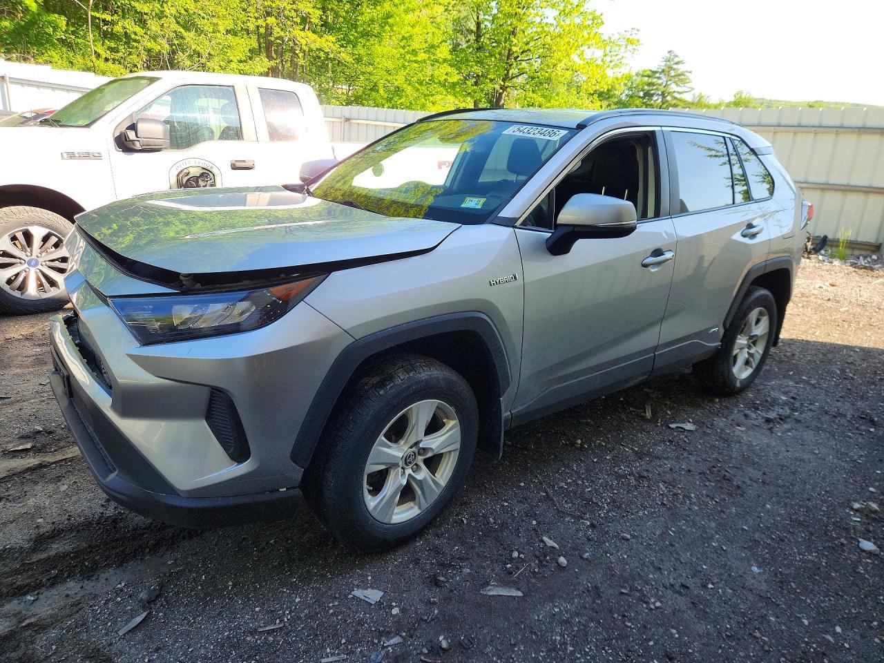 2021 Toyota RAV4, LE