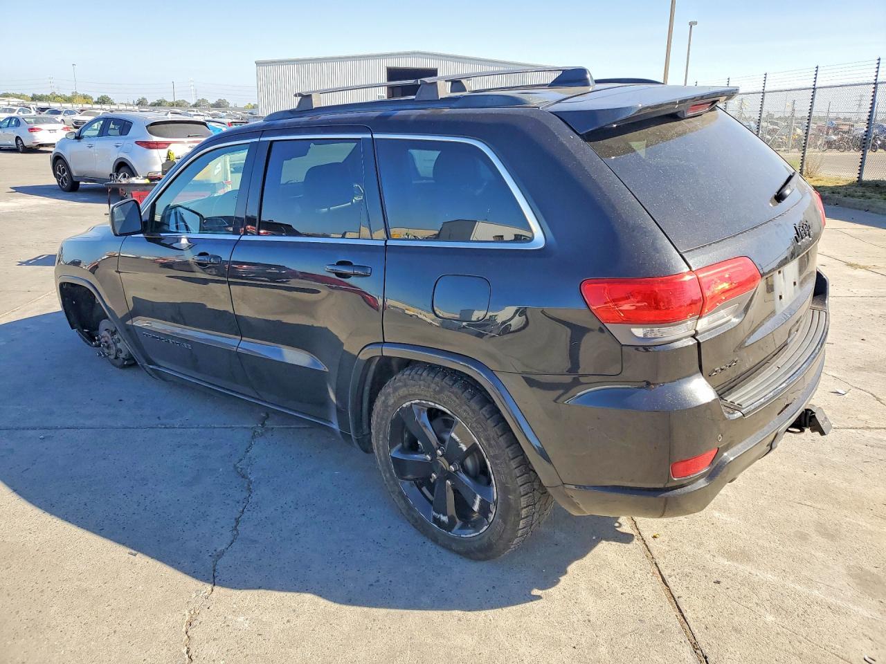2015 Jeep Grand Cherokee, Laredo