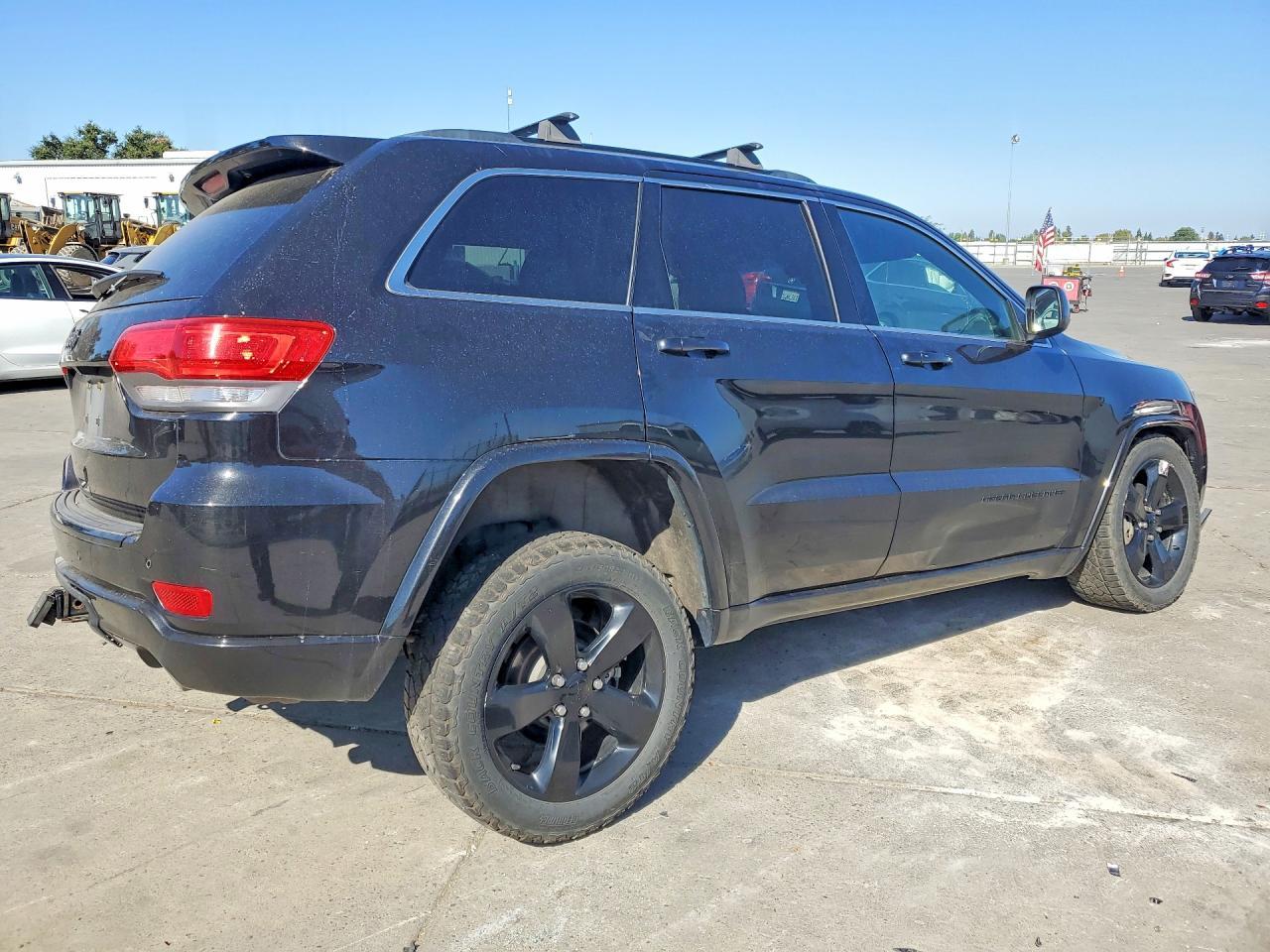 2015 Jeep Grand Cherokee, Laredo