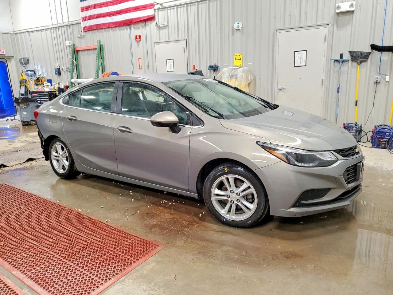 2018 Chevrolet Cruze, LT