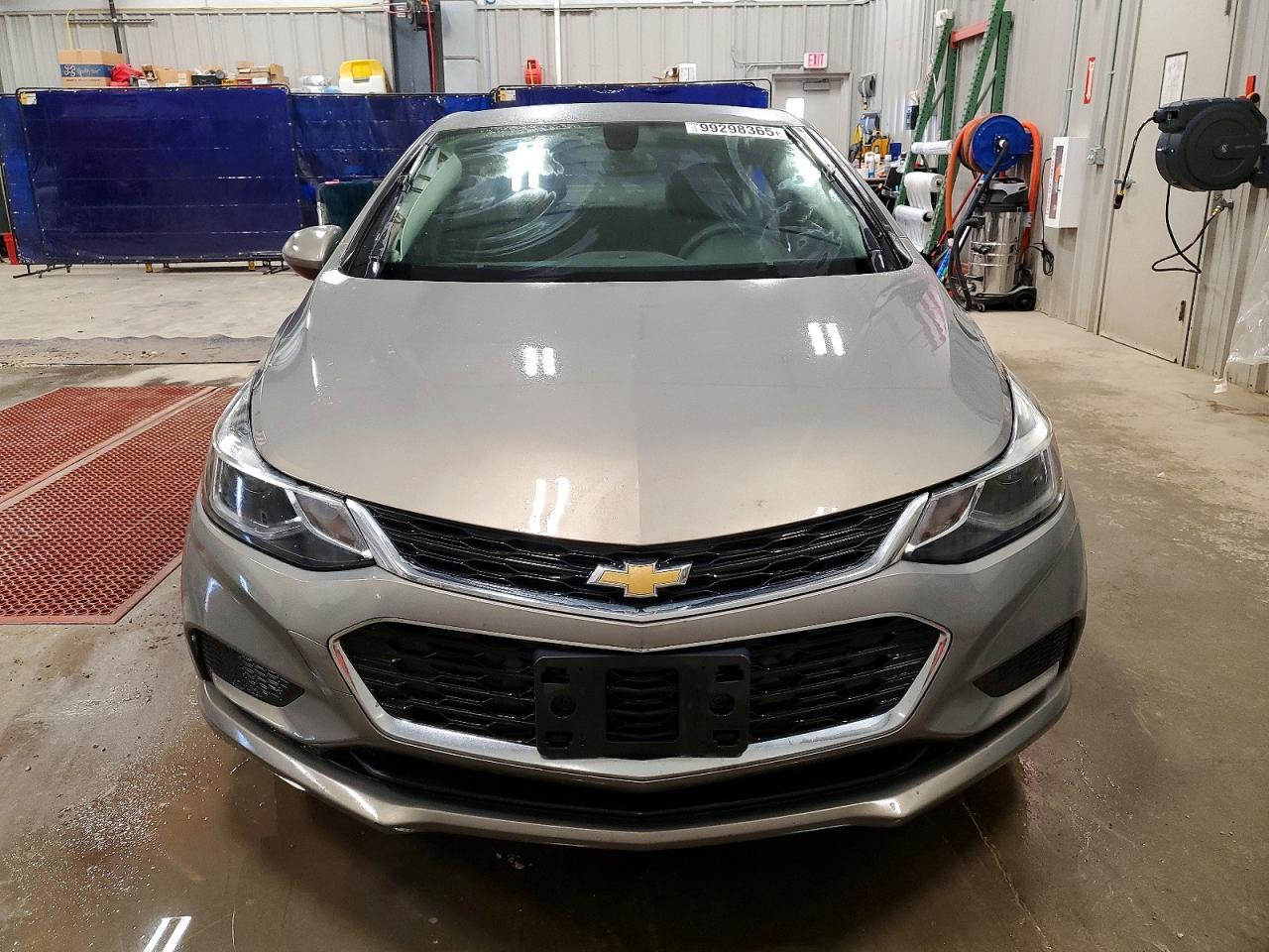 2018 Chevrolet Cruze, LT