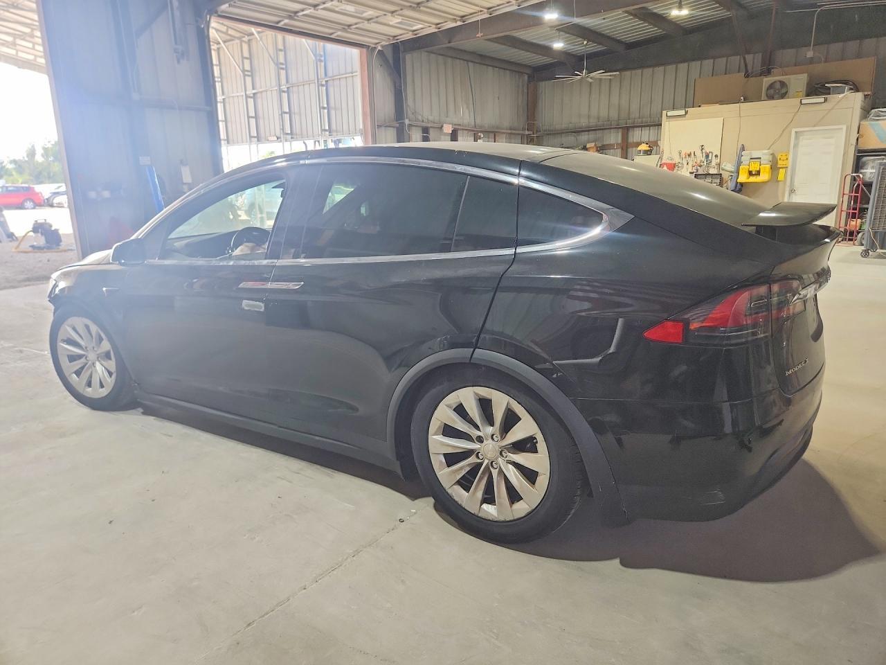 2017 Tesla MODEL X