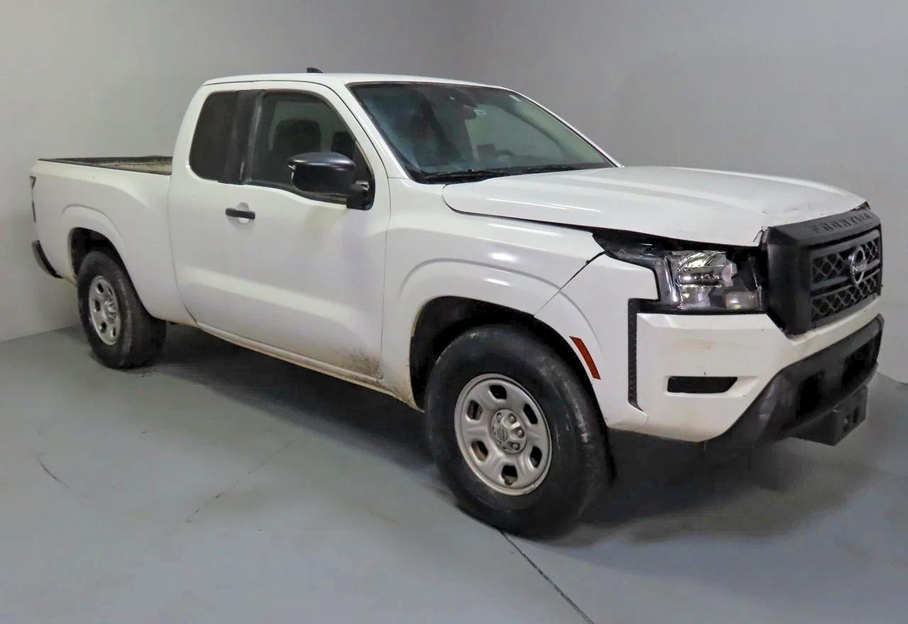 2024 Nissan Frontier, S
