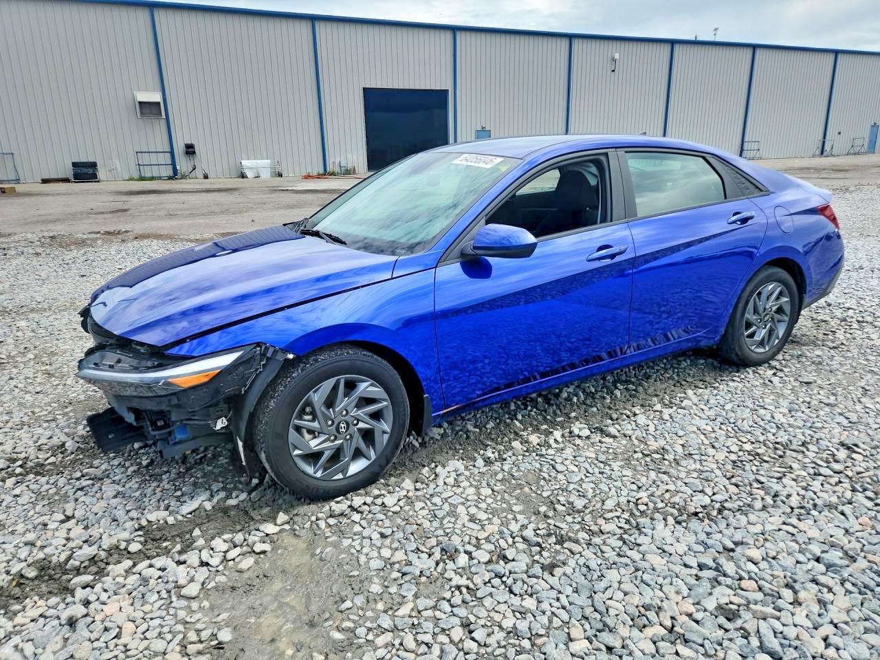 2024 Hyundai Elantra, Sel
