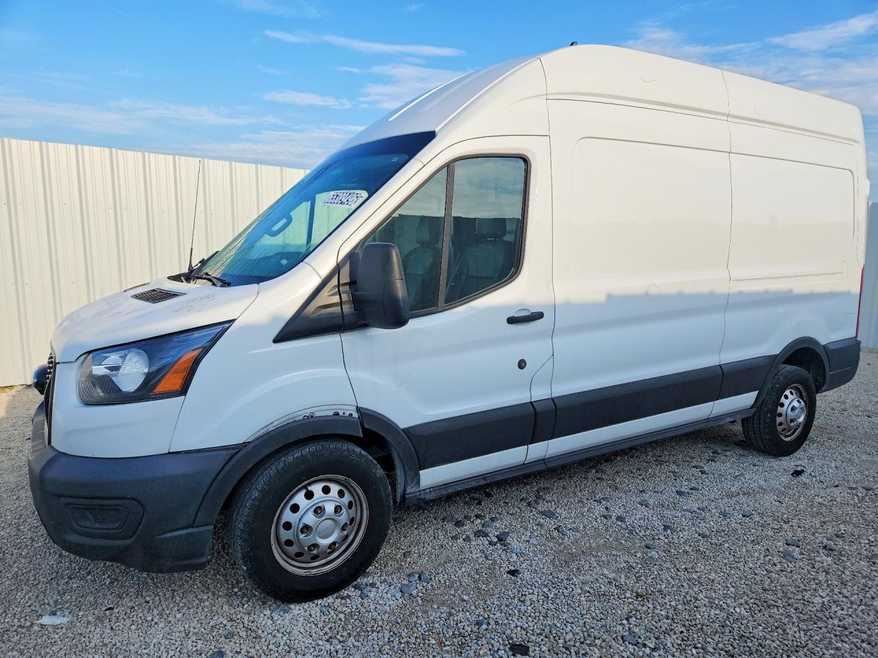 2022 Ford Transit, T-250