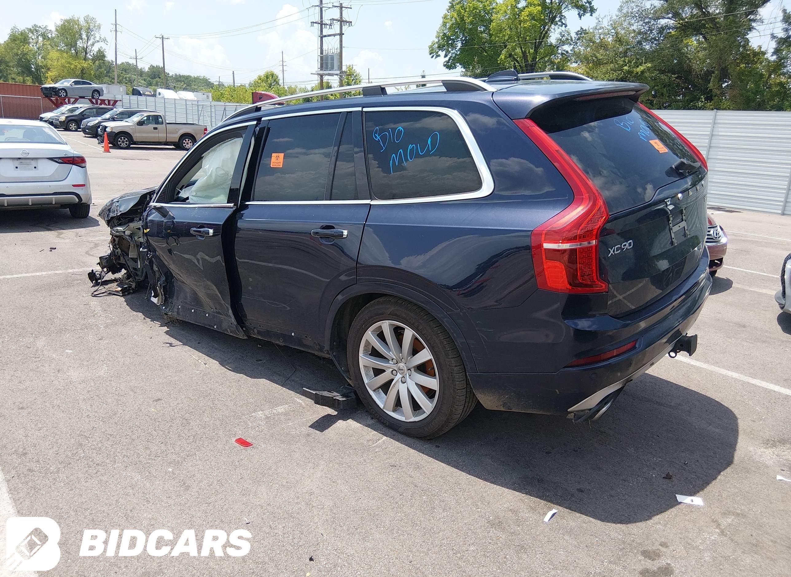 2016 Volvo XC90, T6 Momentum