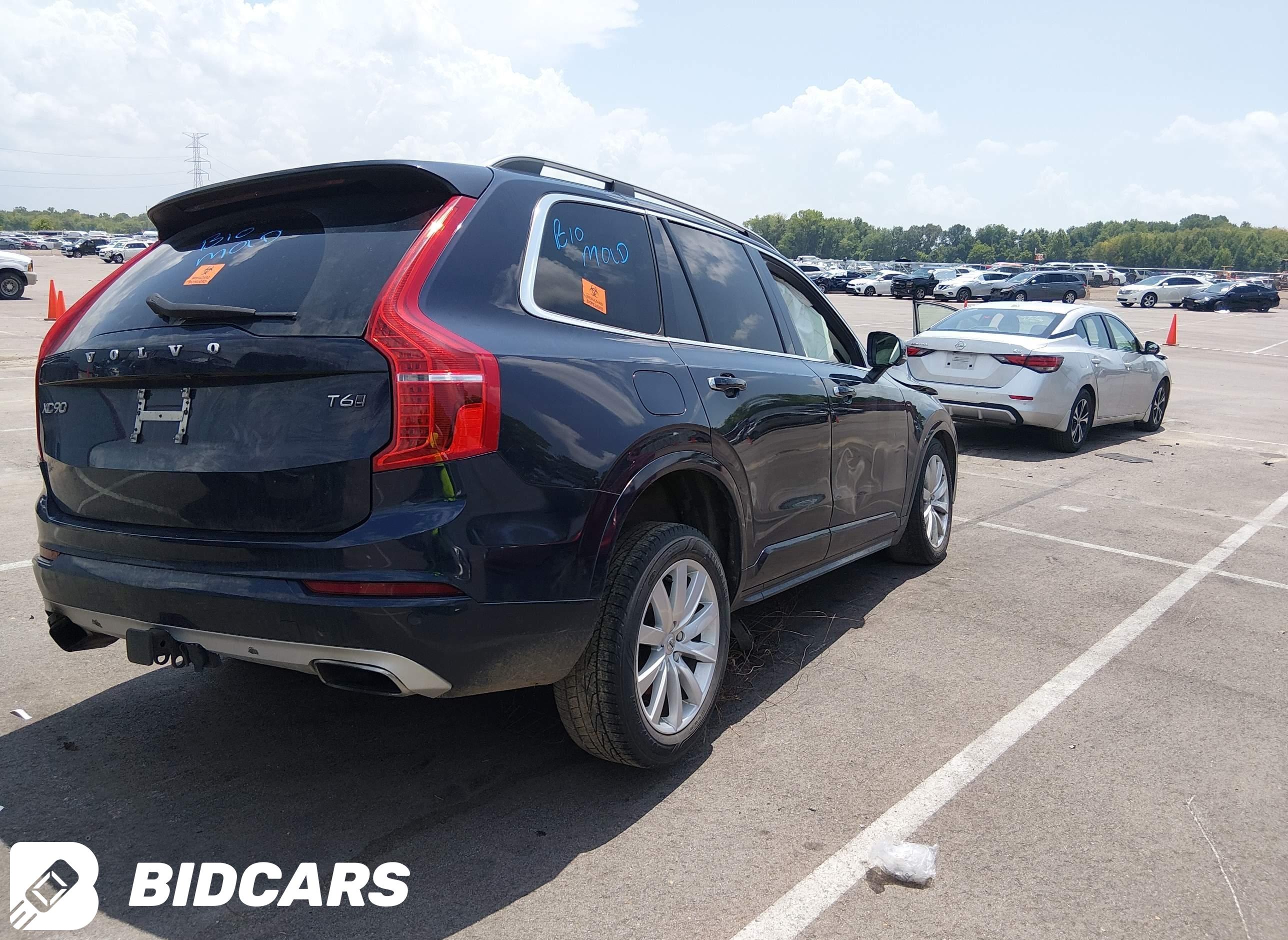 2016 Volvo XC90, T6 Momentum