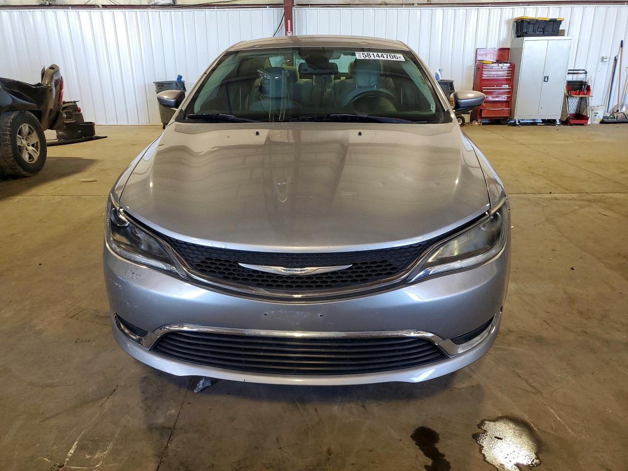 2015 Chrysler 200, Limited