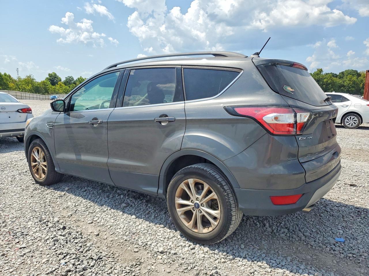 2018 Ford Escape, SE