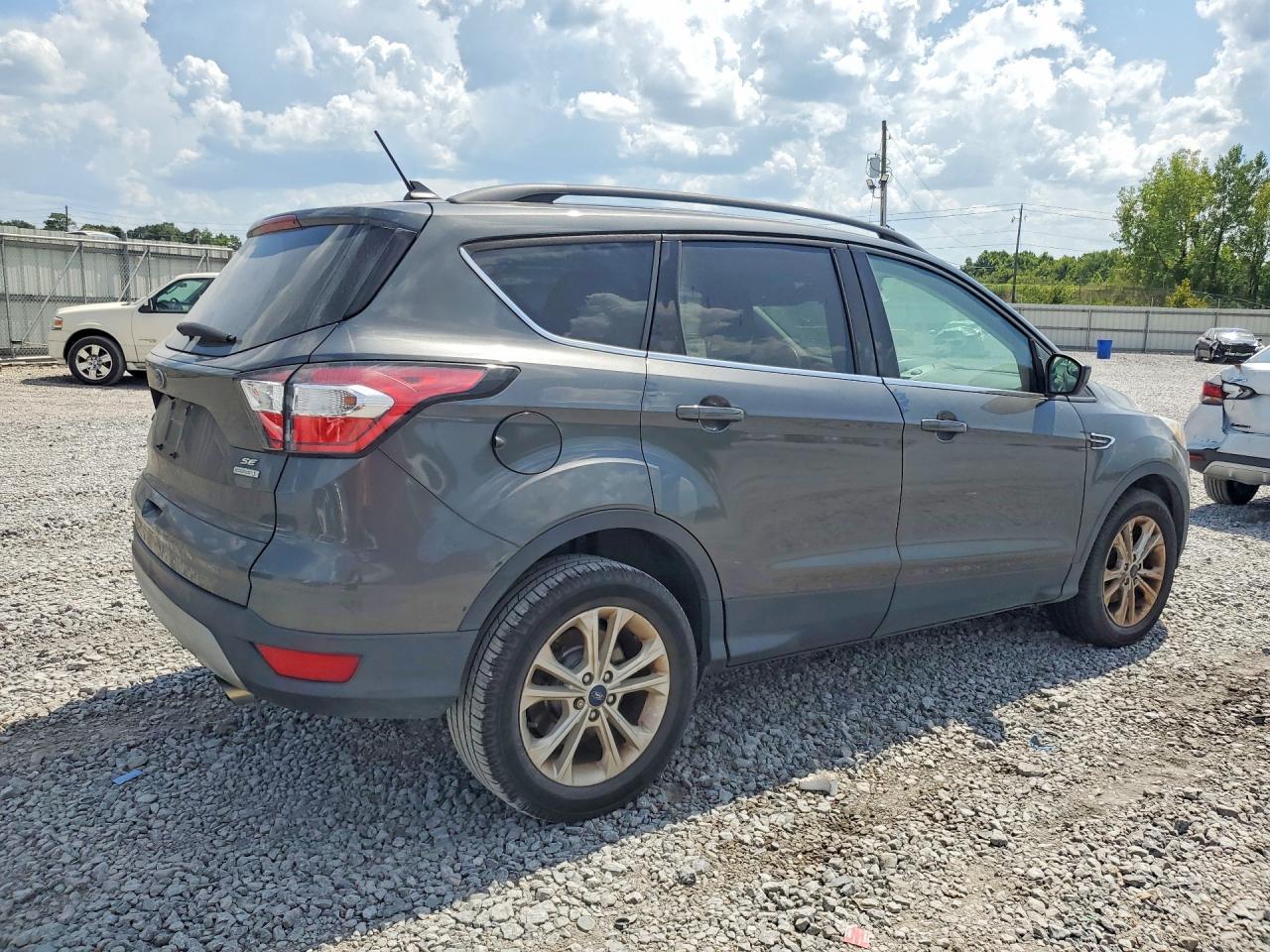 2018 Ford Escape, SE