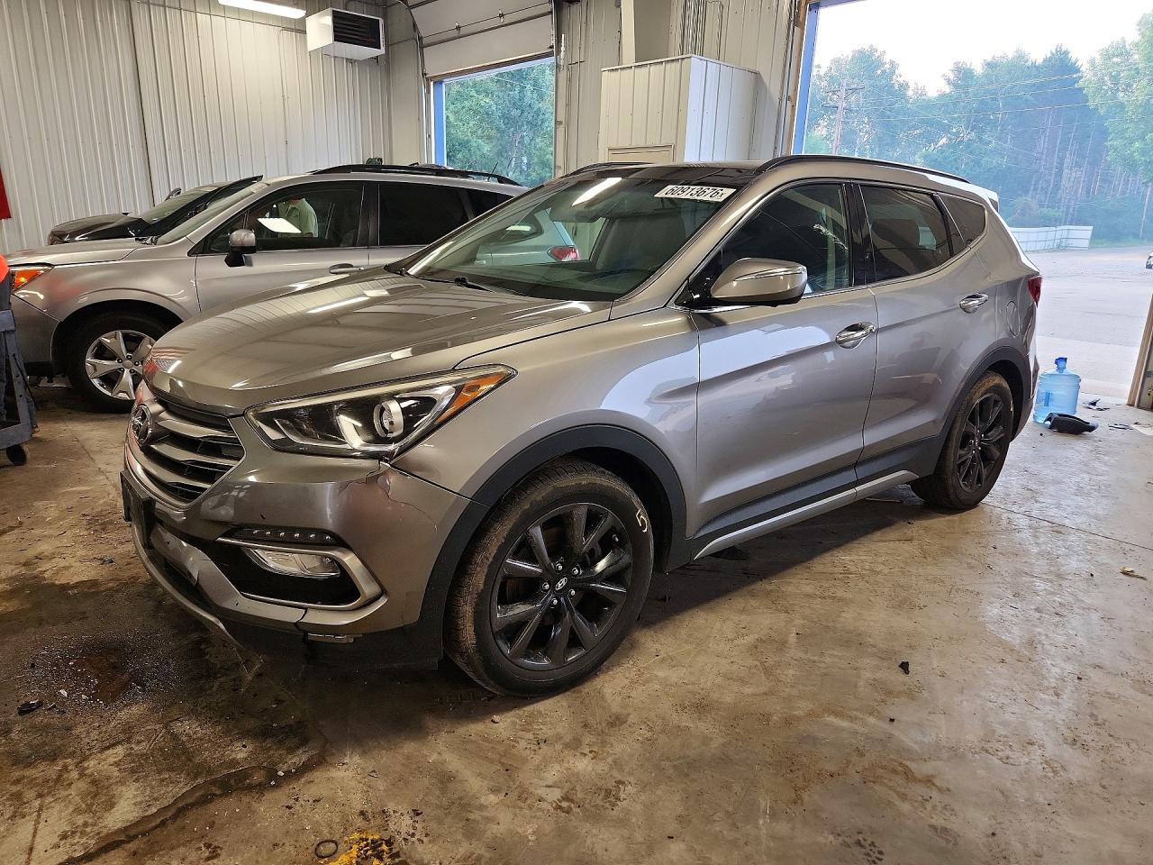 2017 Hyundai Santa Fe, 2.0T U...