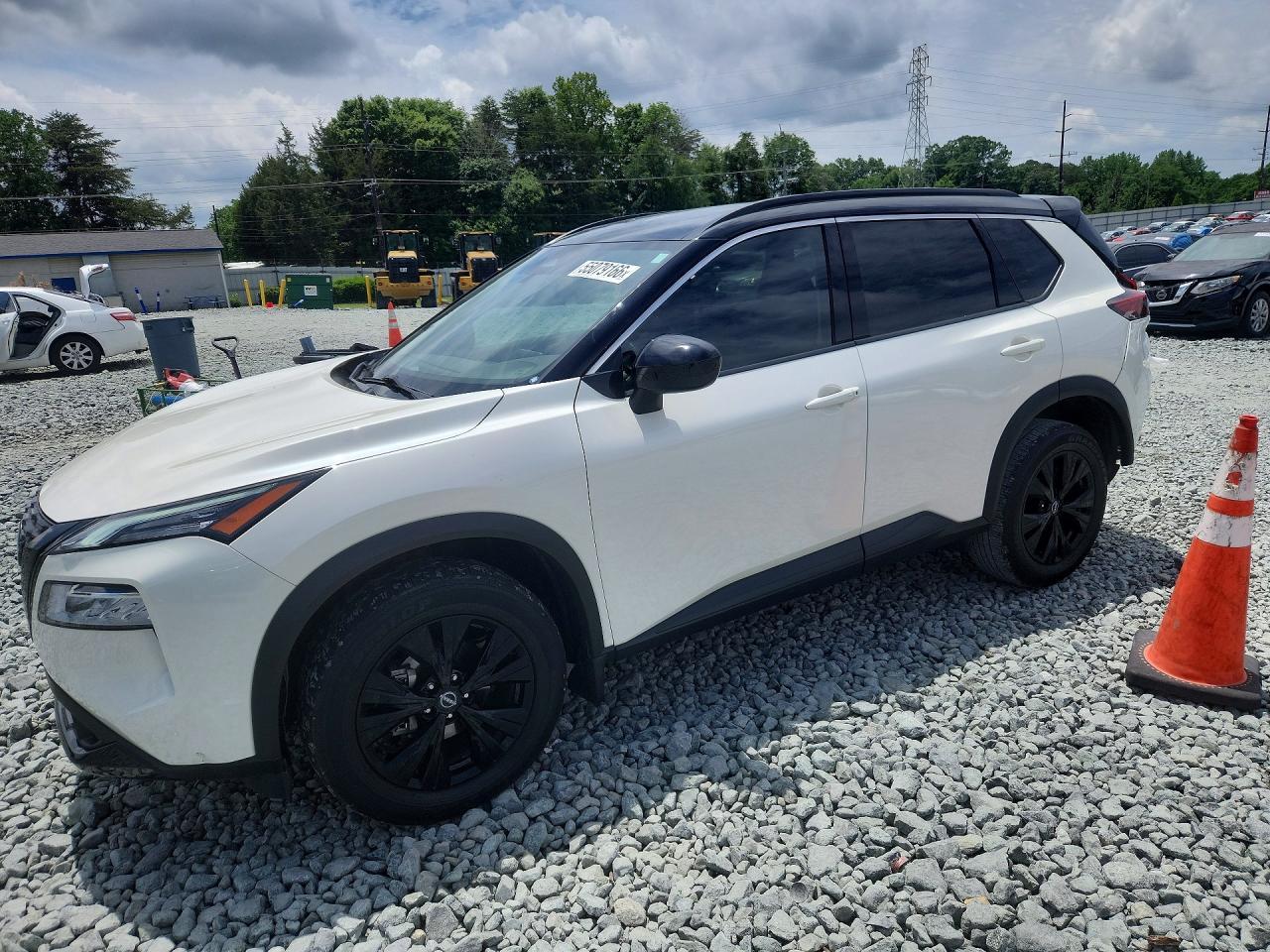2023 Nissan Rogue, SV