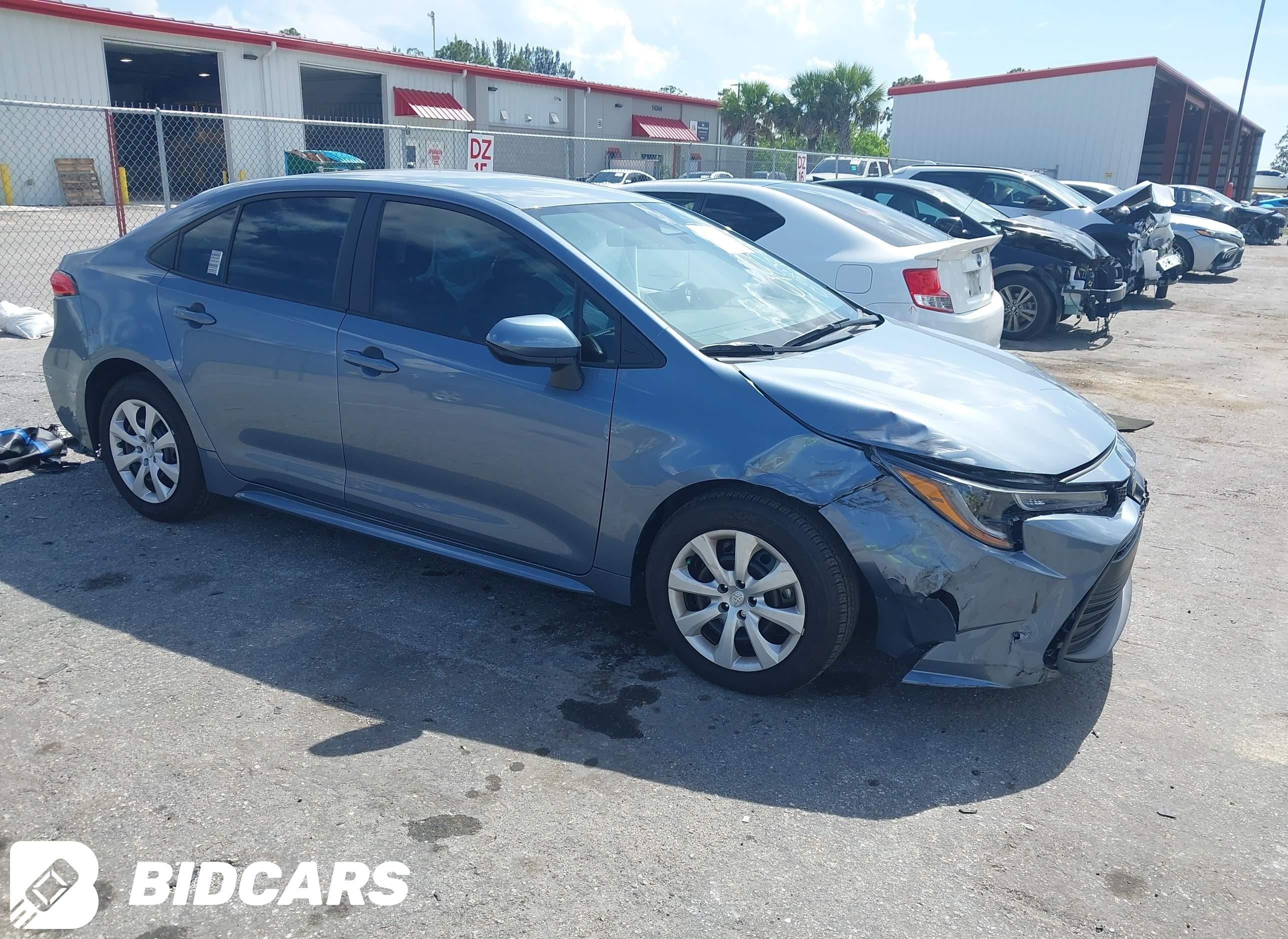 2025 Toyota Corolla, LE