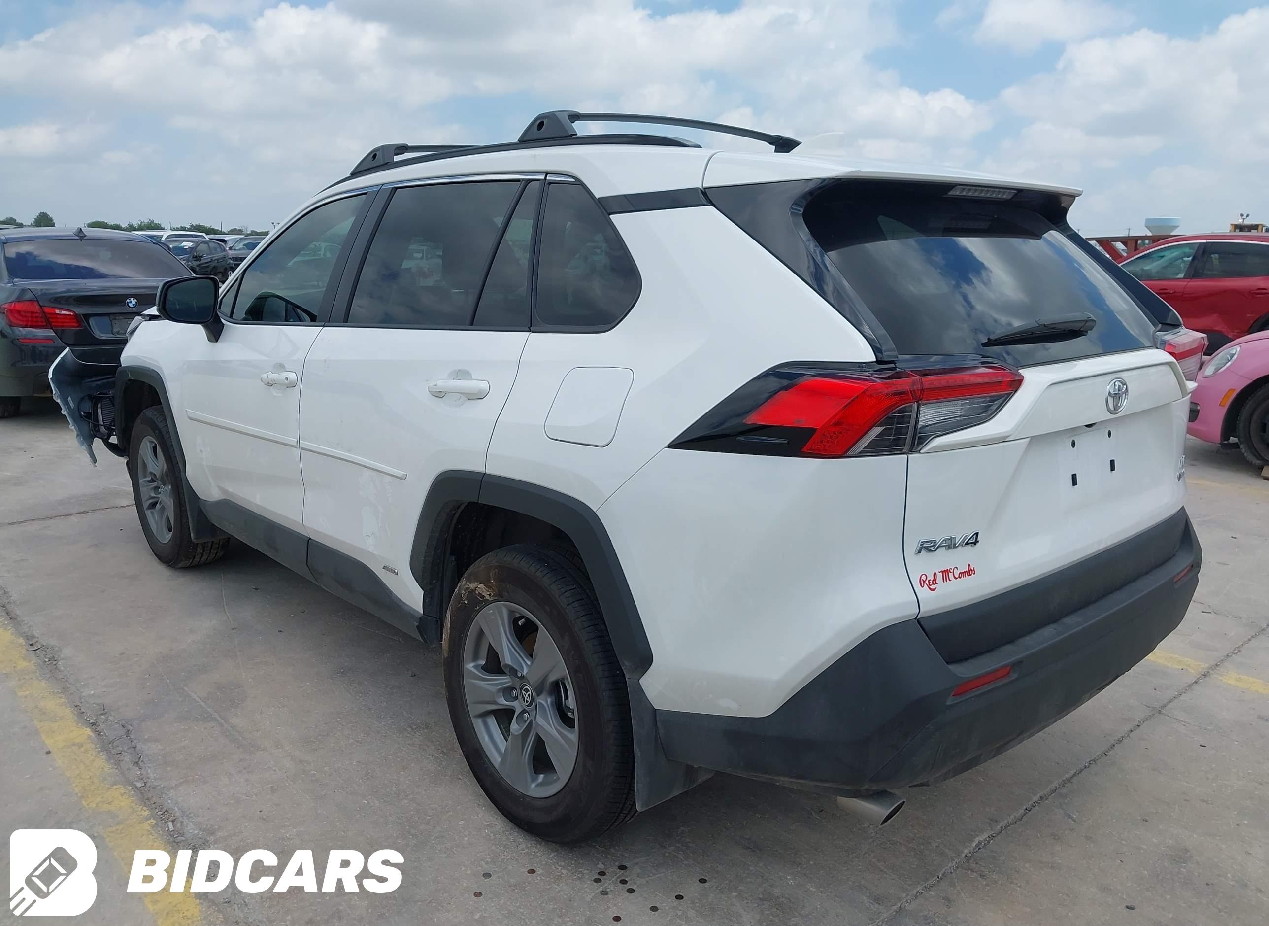 2025 Toyota RAV4, Hybrid LE