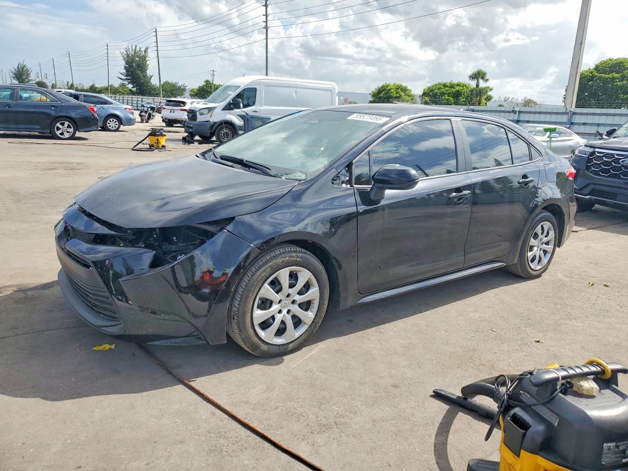 2023 Toyota Corolla, LE