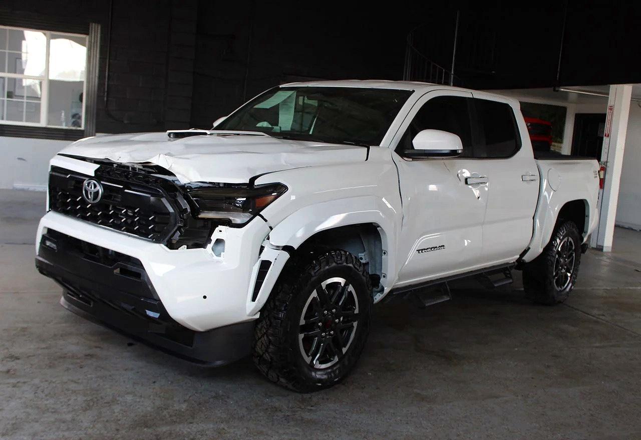 2025 Toyota Tacoma, Trd Sport
