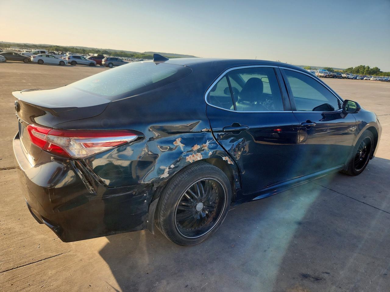 2019 Toyota Camry, SE
