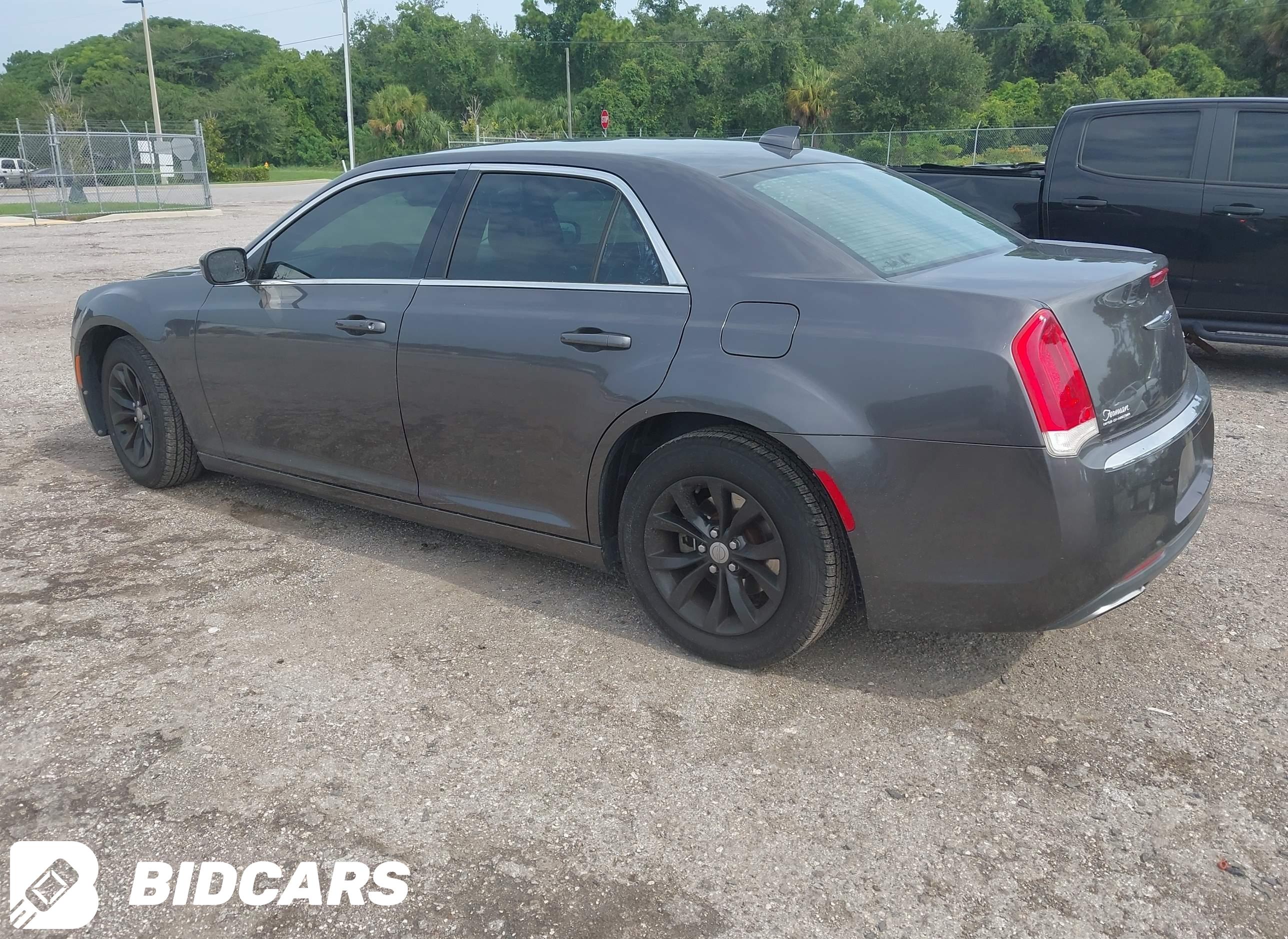 2015 Chrysler 300, Limited