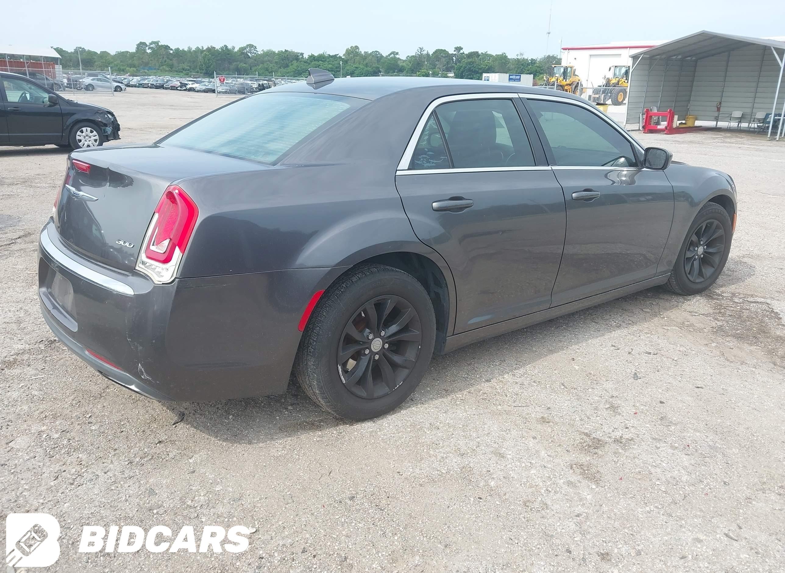 2015 Chrysler 300, Limited