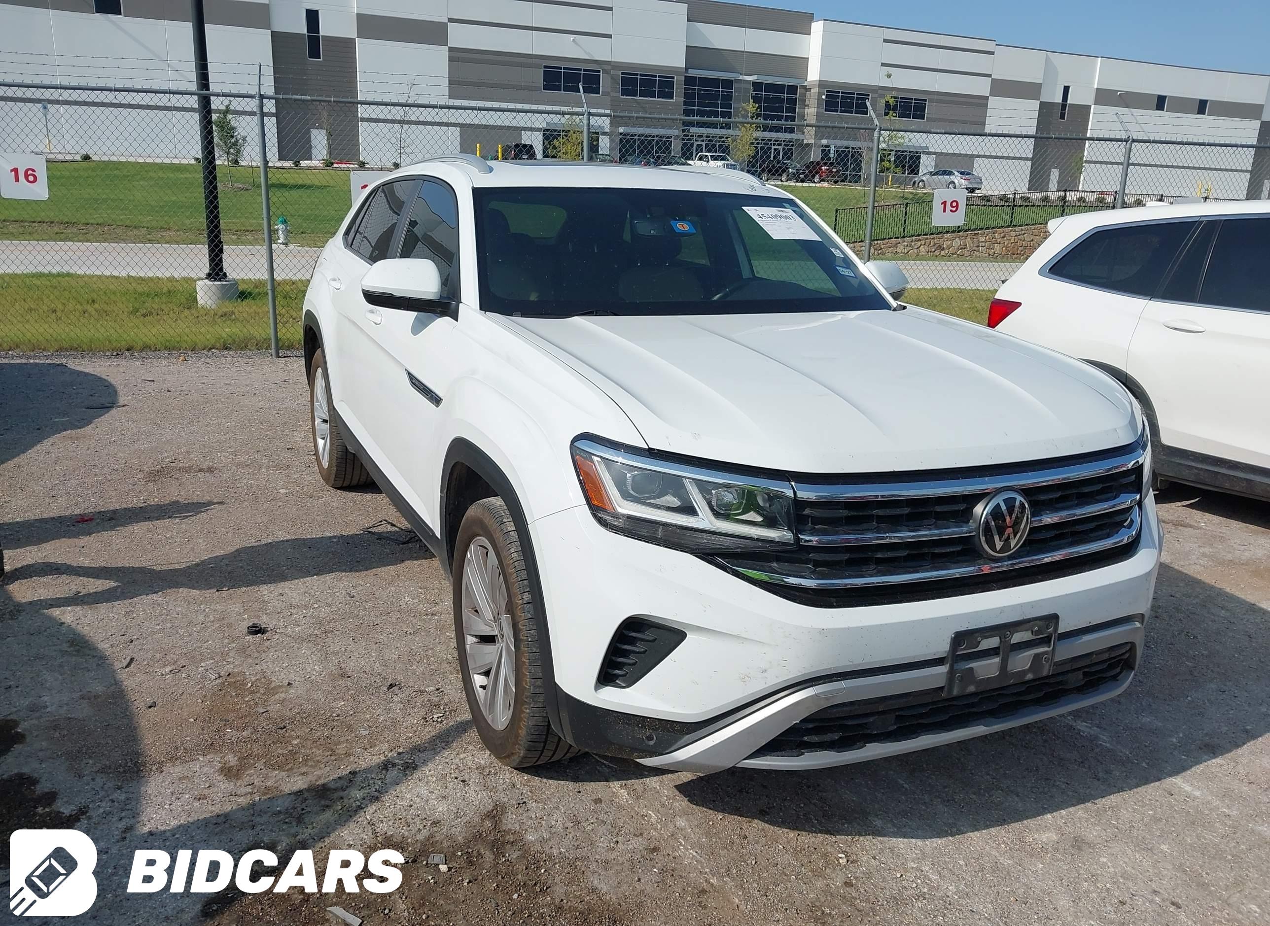 2021 Volkswagen Atlas, Cross...
