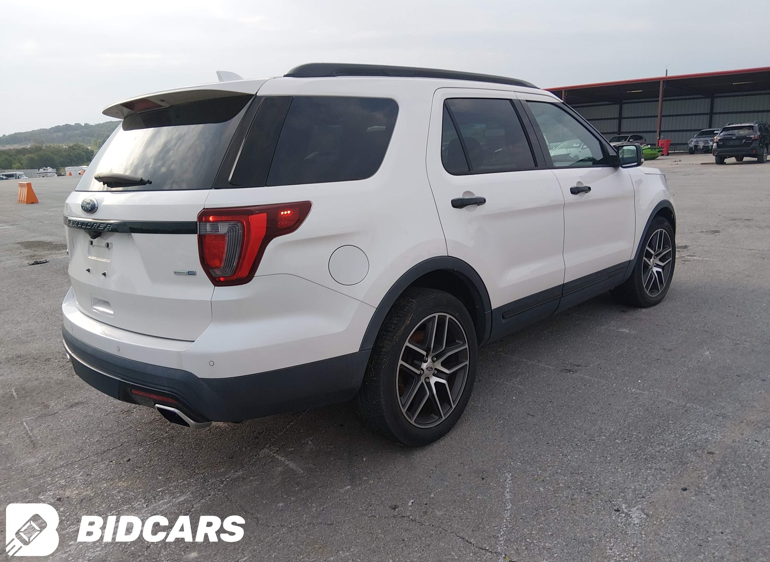 2016 Ford Explorer, Sport