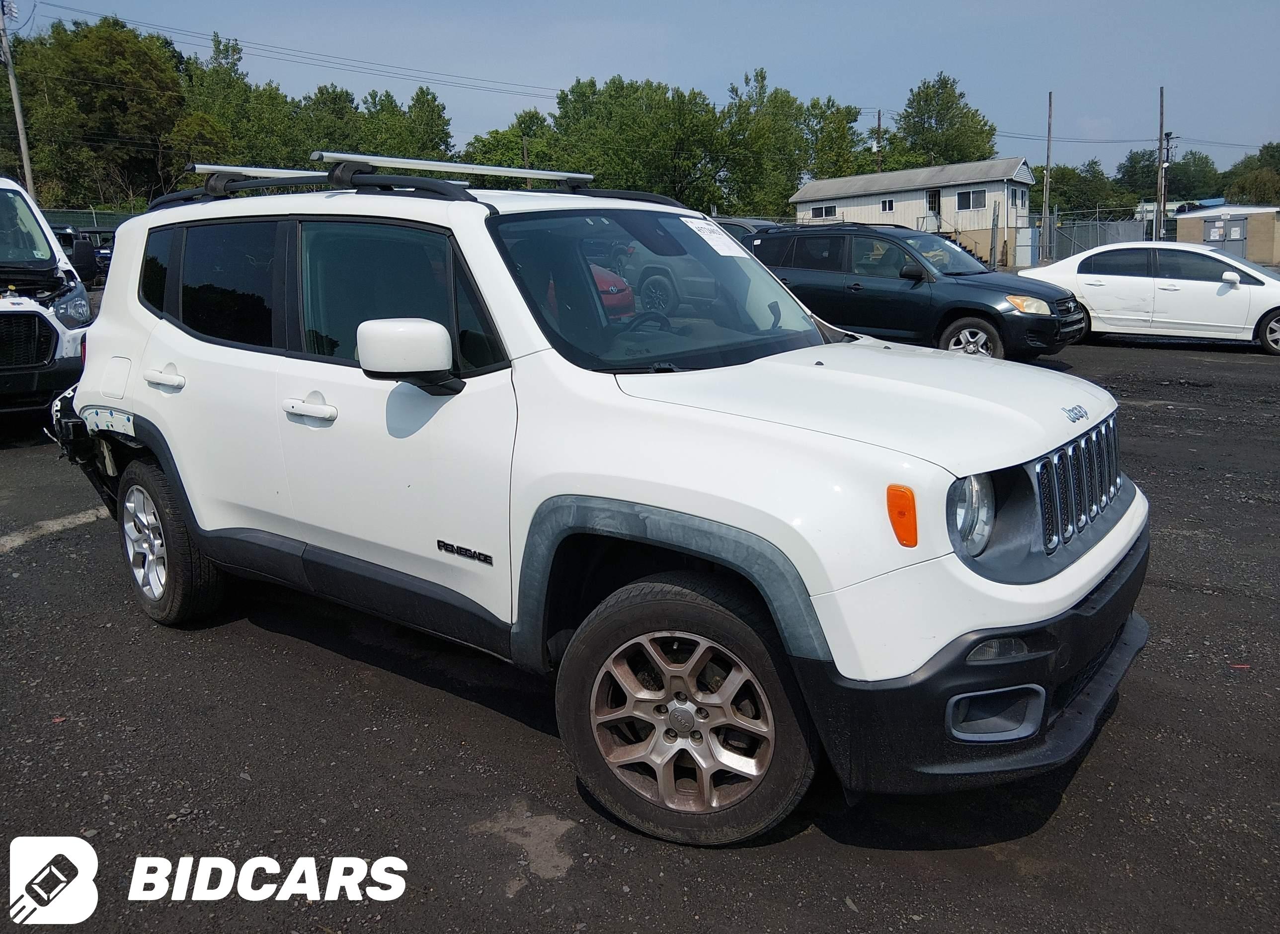 2015 Jeep Renegade, Latitude