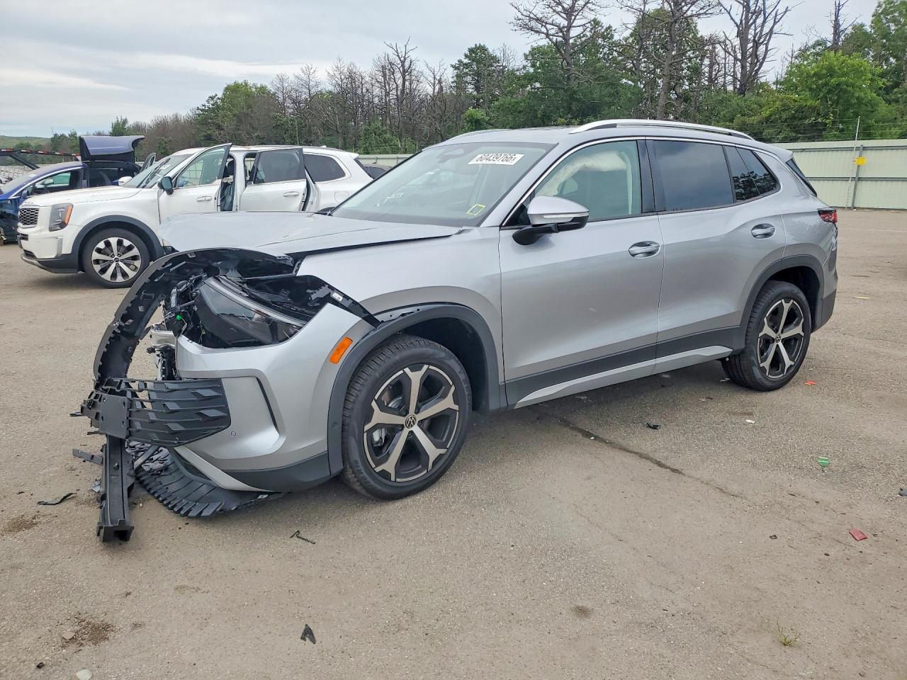 2026 Volkswagen Tiguan, SE
