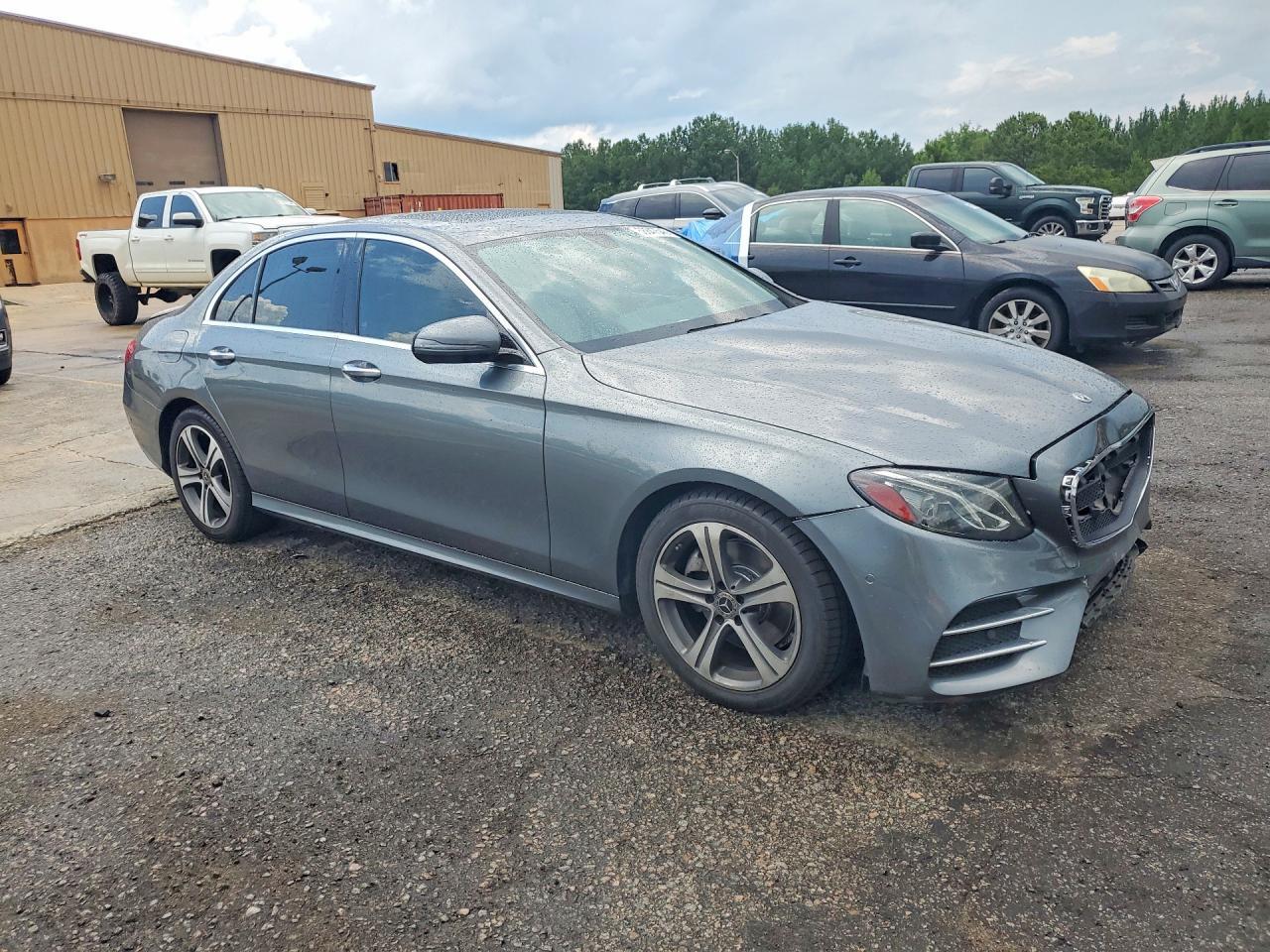 2018 Mercedes-Benz E-Class, 300